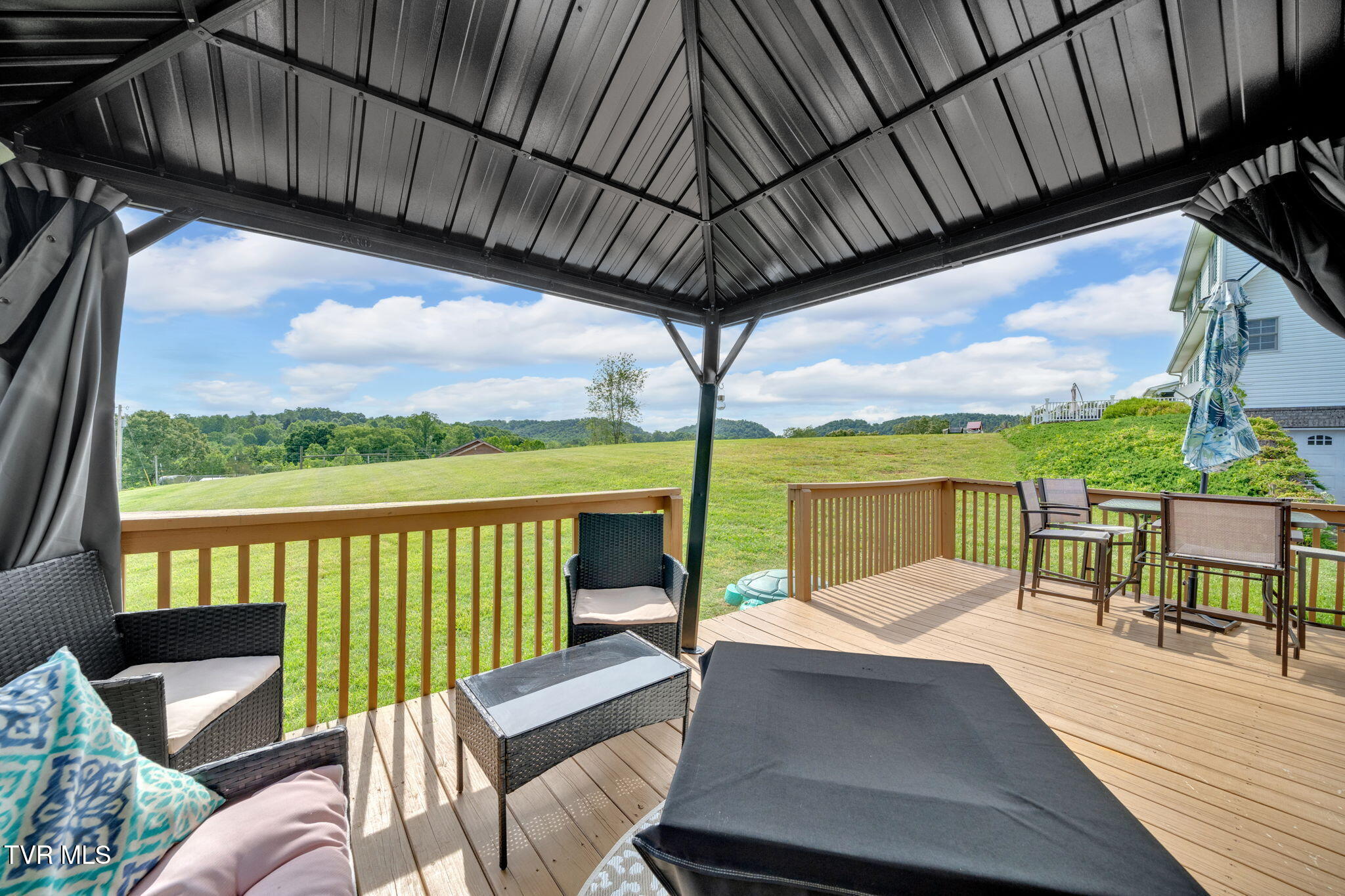 61 East Ridges Drive