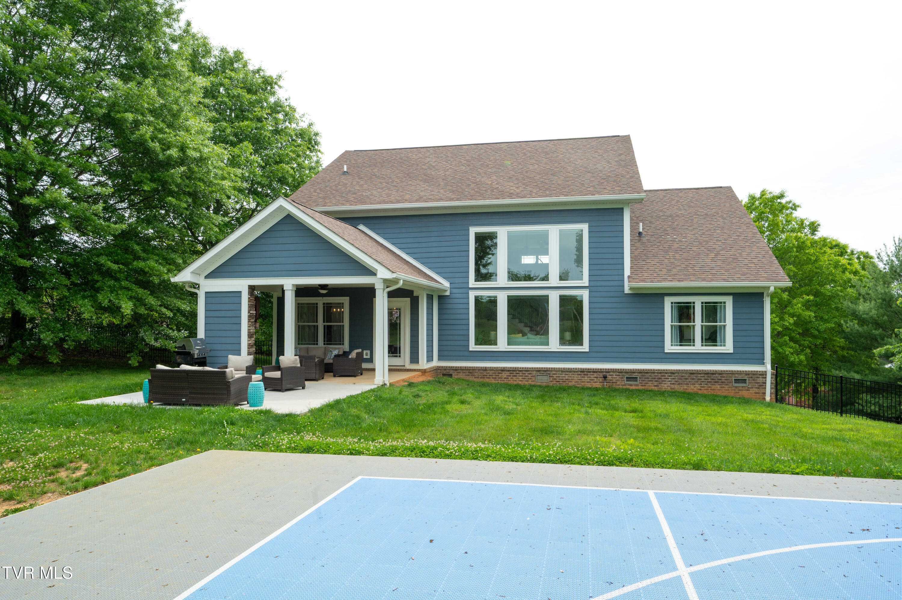 228 Sandy Point Drive