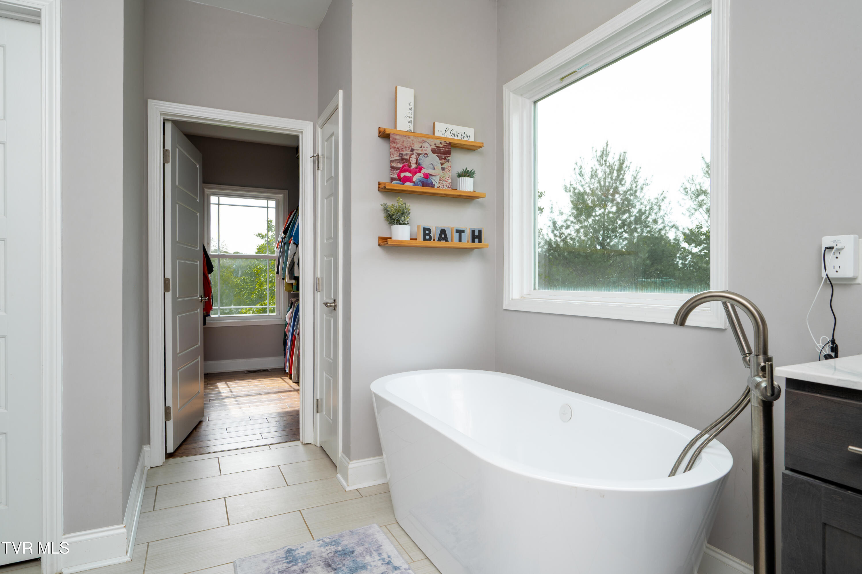 228 Sandy Point Drive