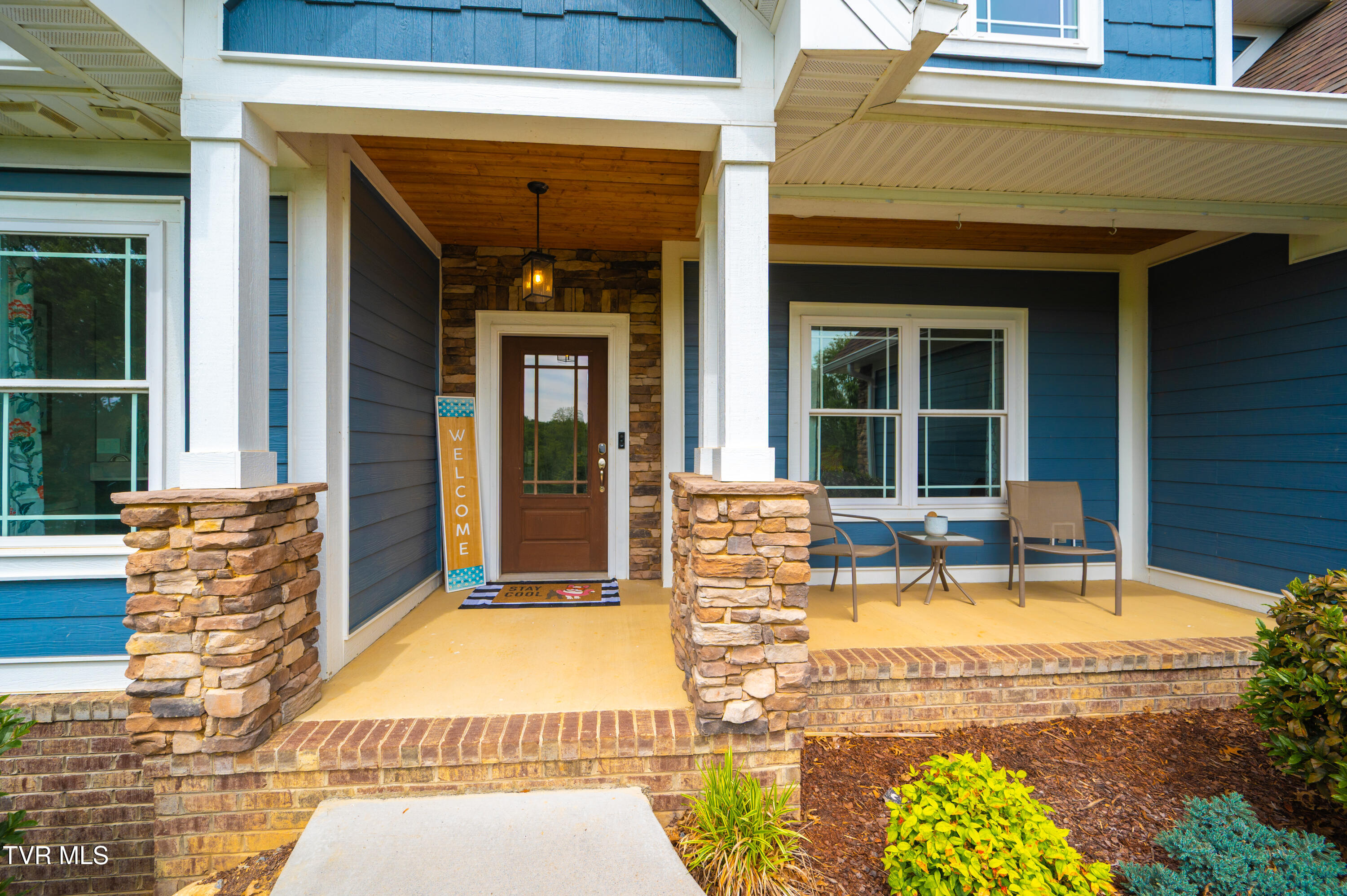 228 Sandy Point Drive