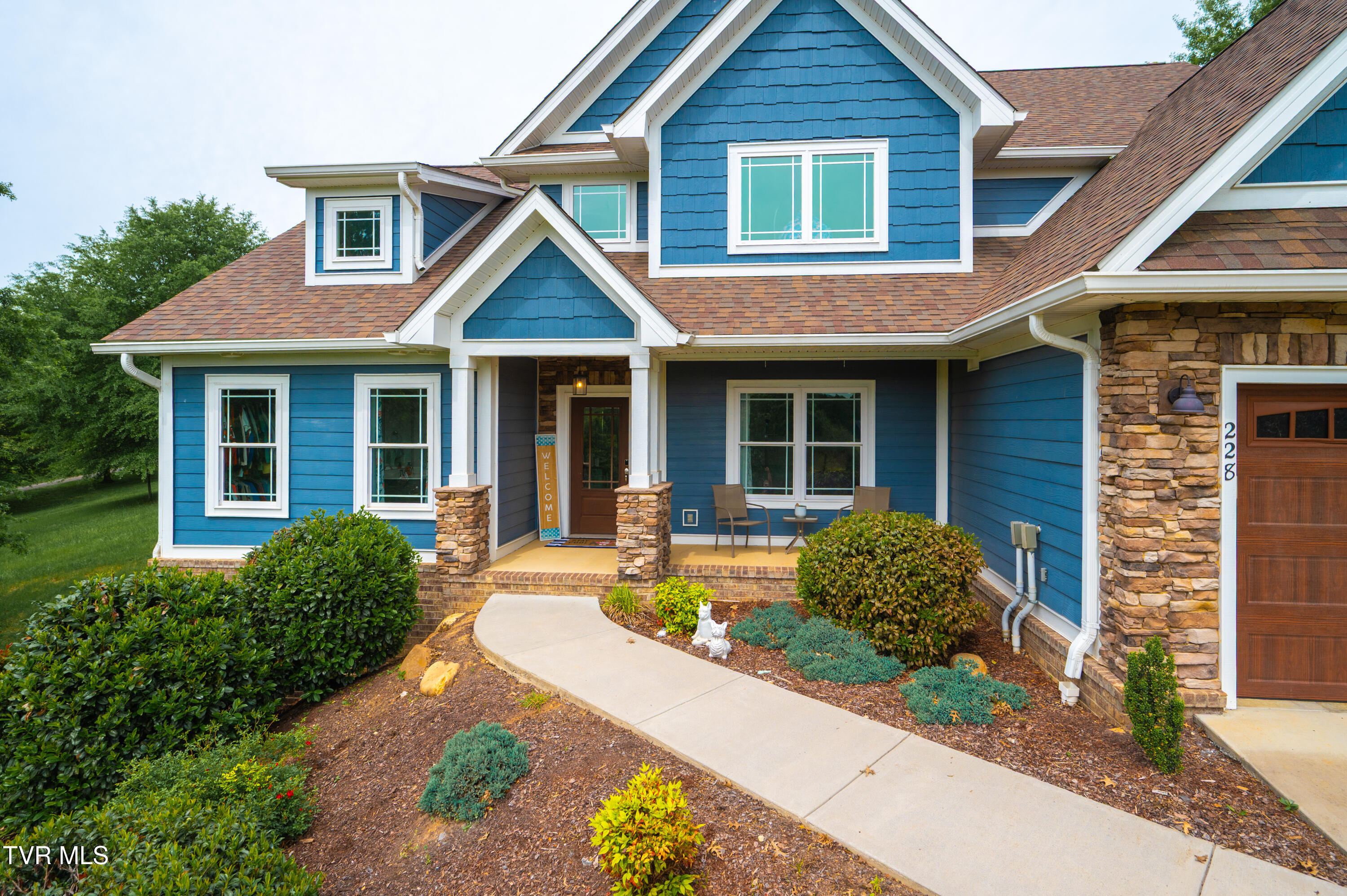 228 Sandy Point Drive