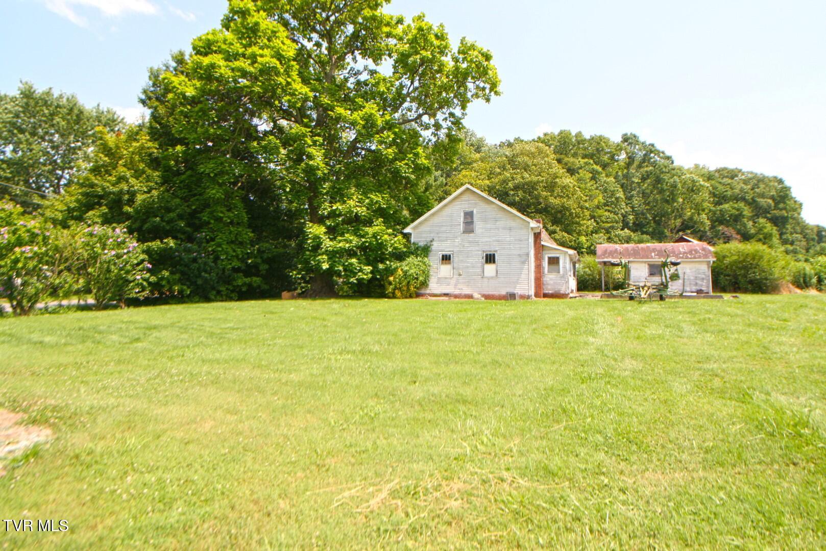 637 Long Hollow Road