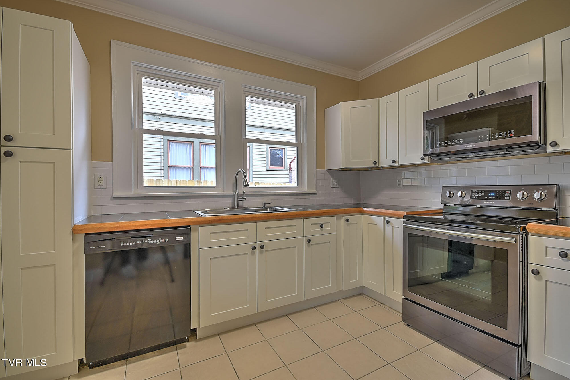 409 West Locust Street