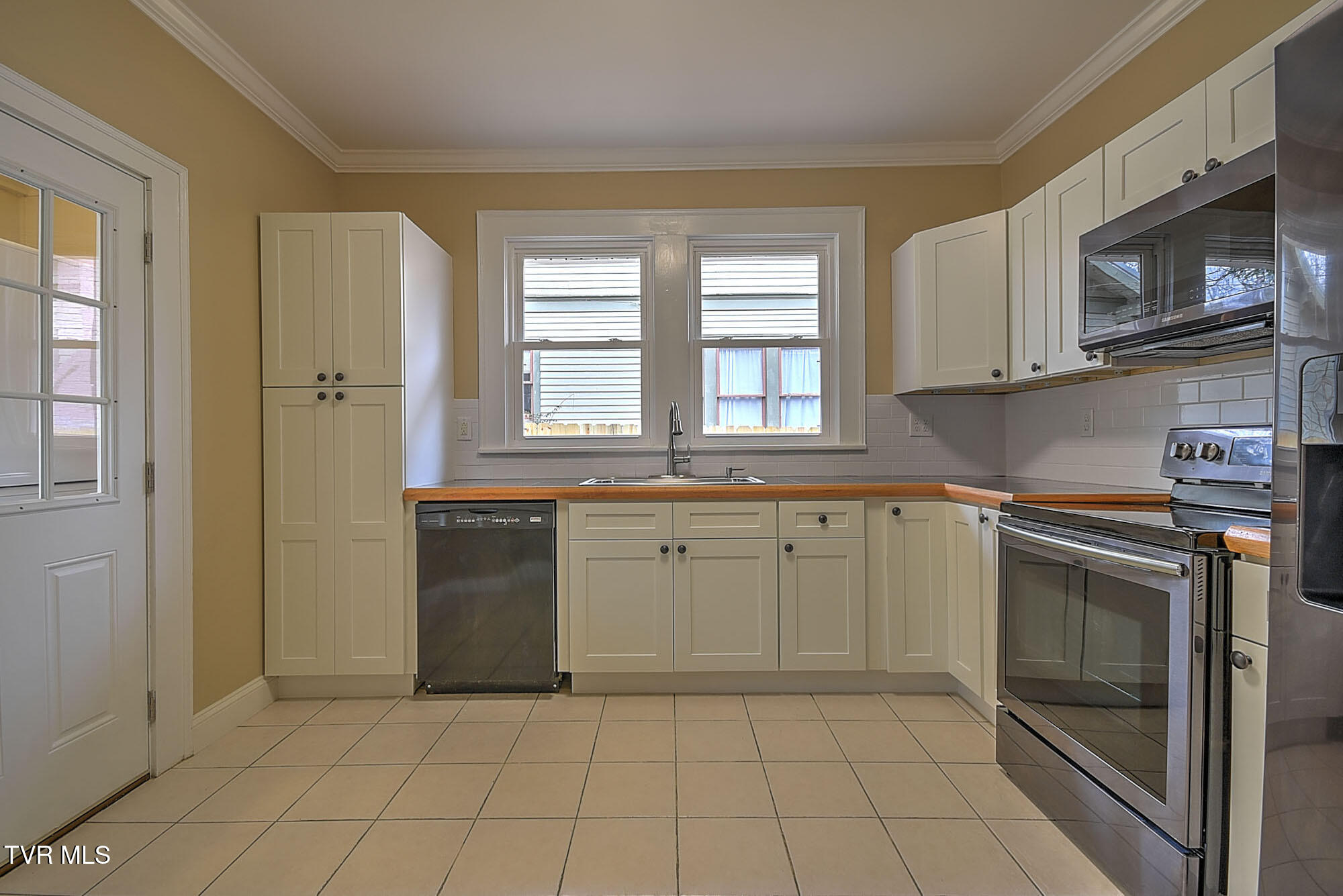 409 West Locust Street