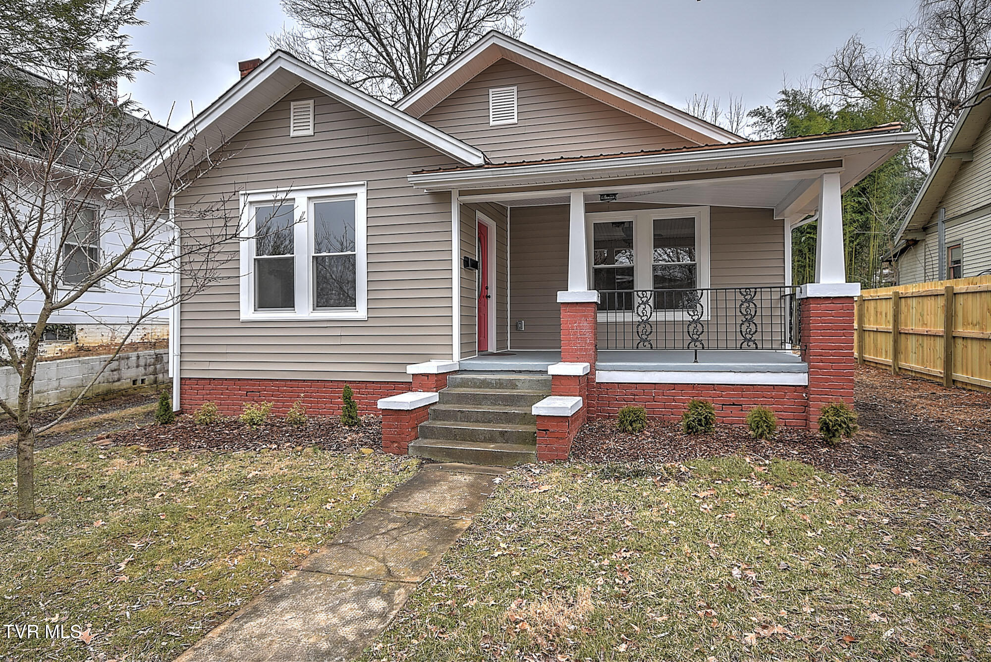 409 West Locust Street