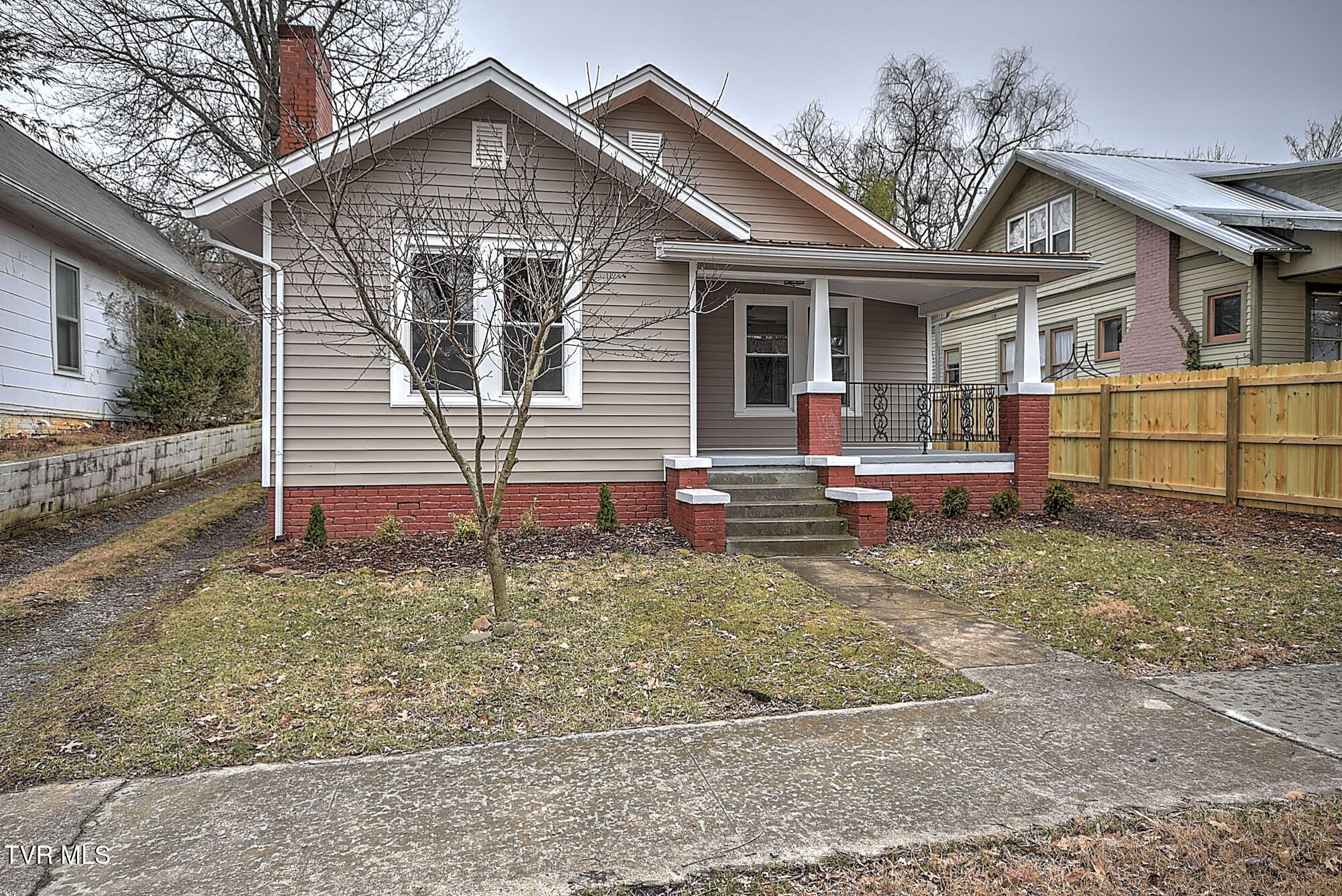 409 West Locust Street