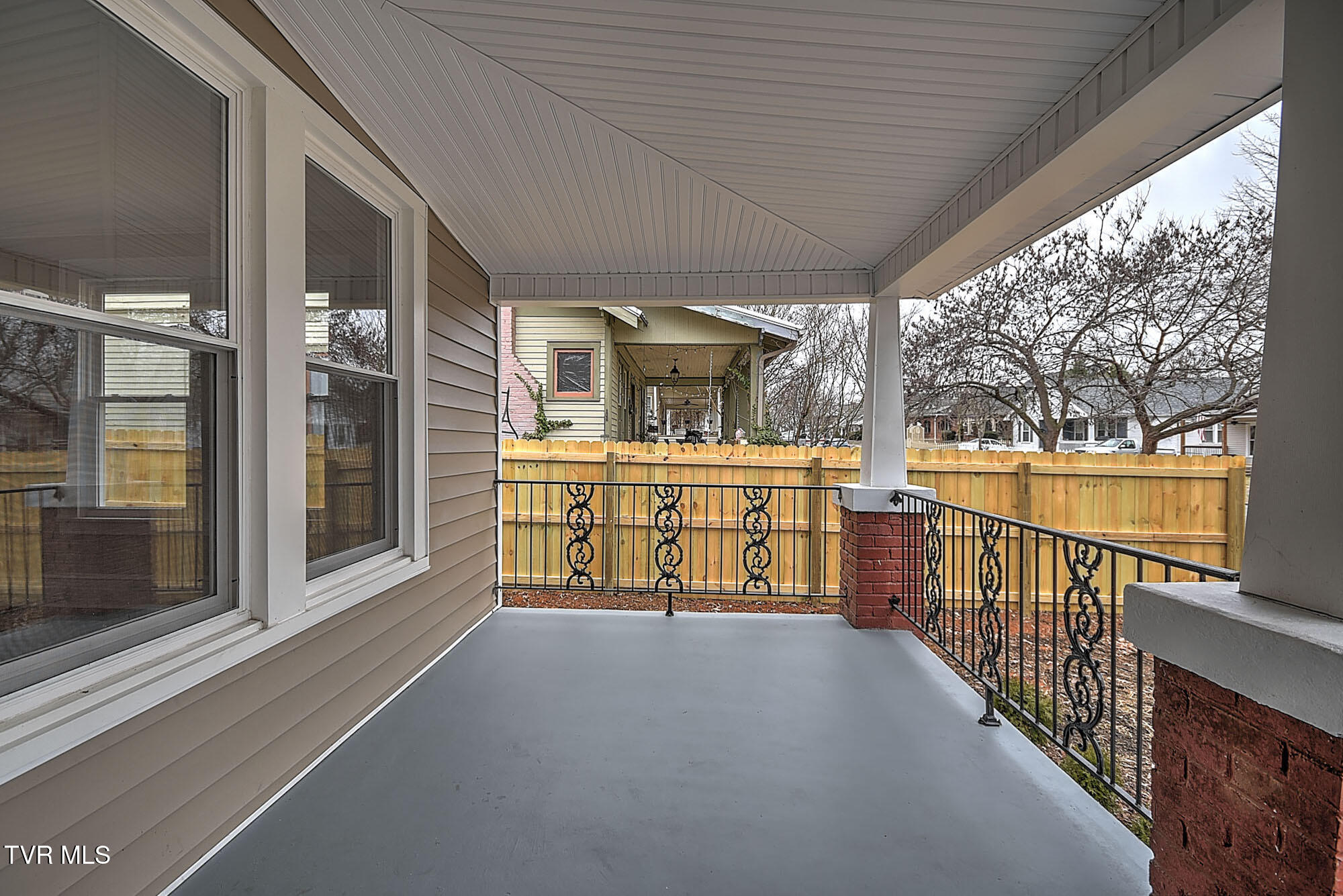 409 West Locust Street