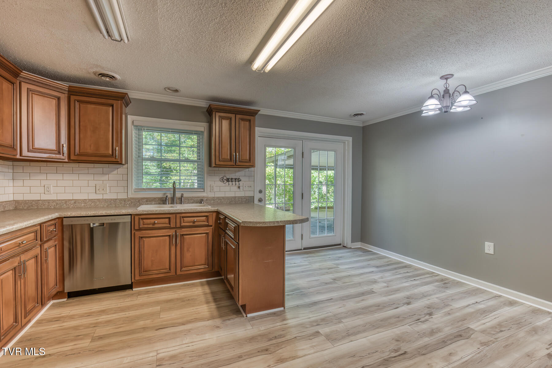 1735 Charlotte Drive