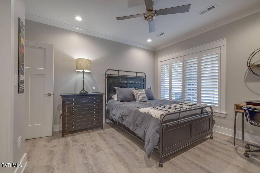 191 Grande Harbor Way