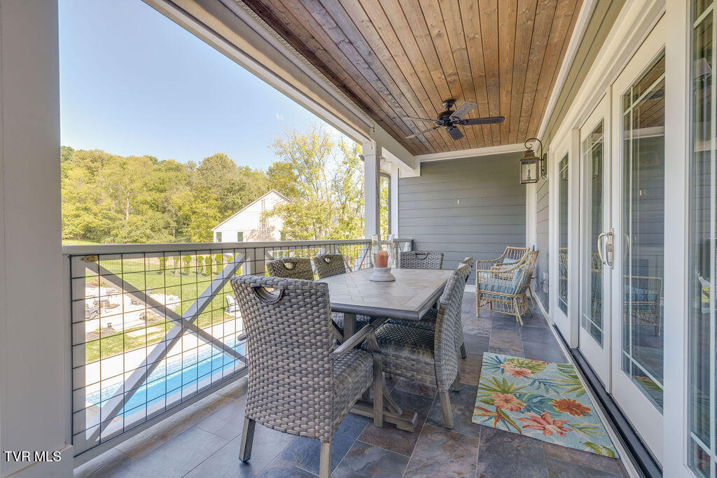 191 Grande Harbor Way