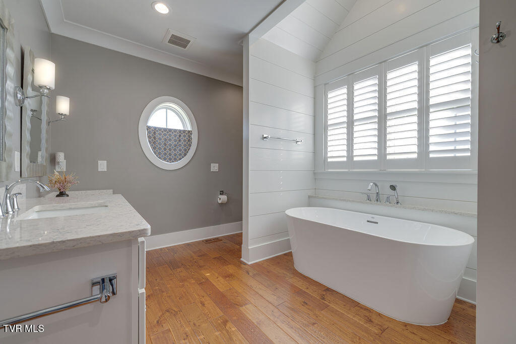 191 Grande Harbor Way