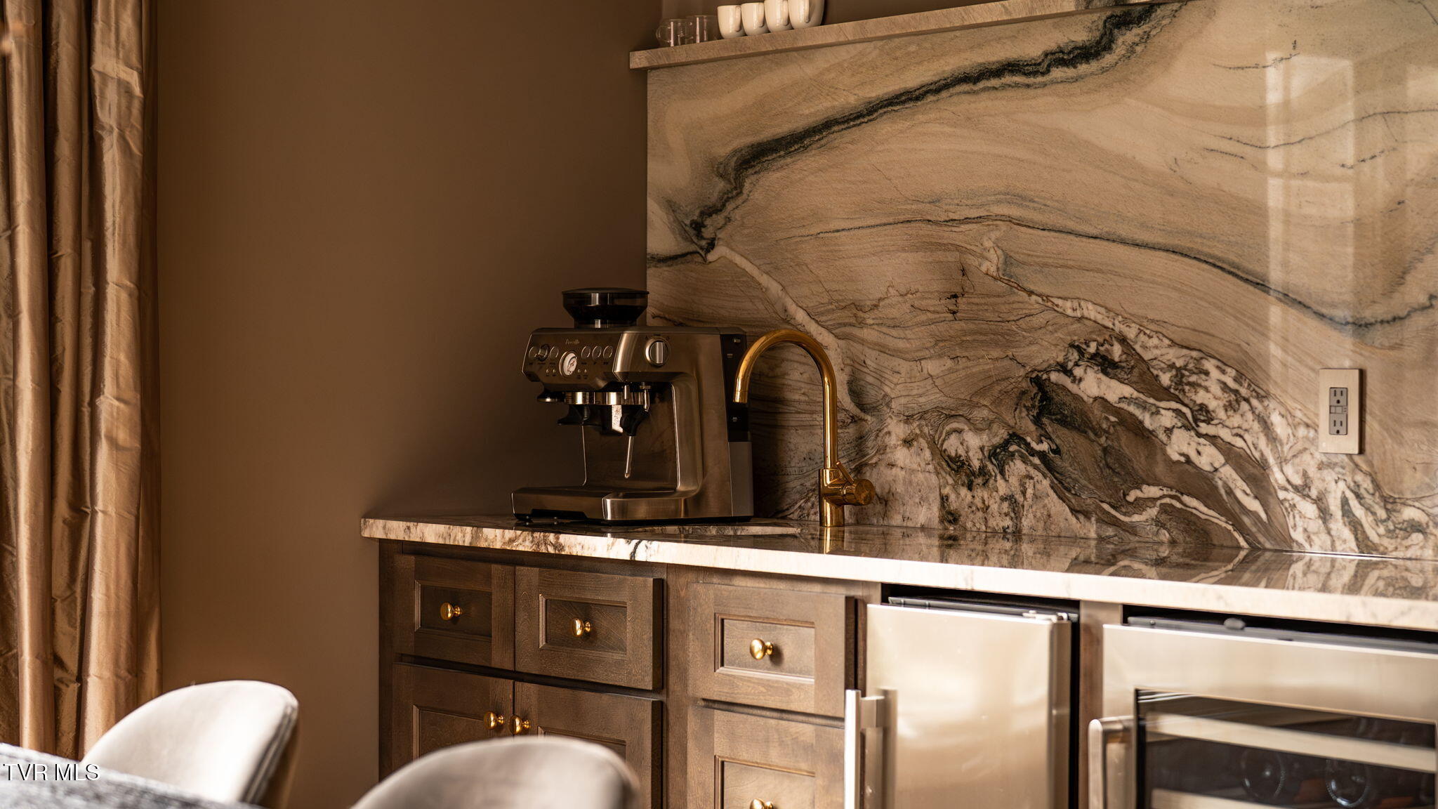 1000 Huntington Court