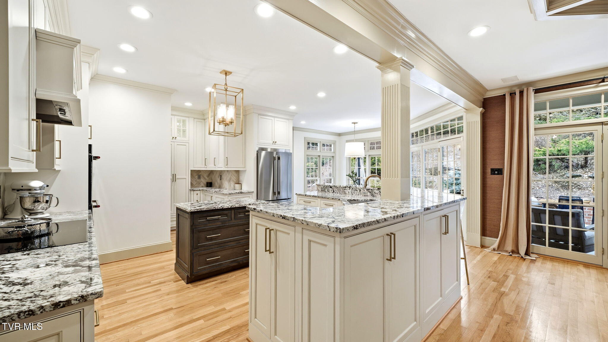 1000 Huntington Court