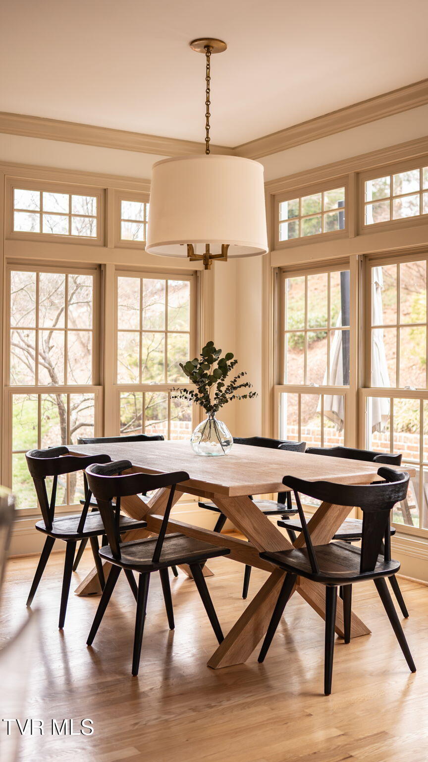 1000 Huntington Court