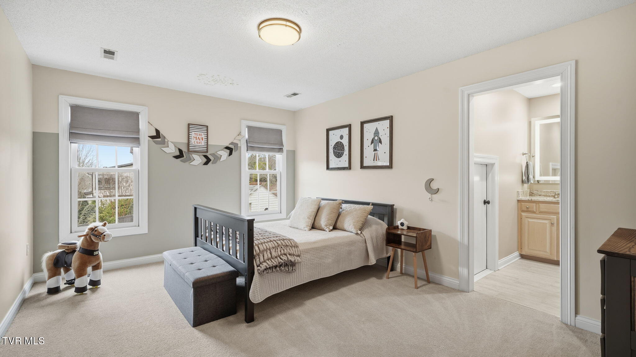 1000 Huntington Court