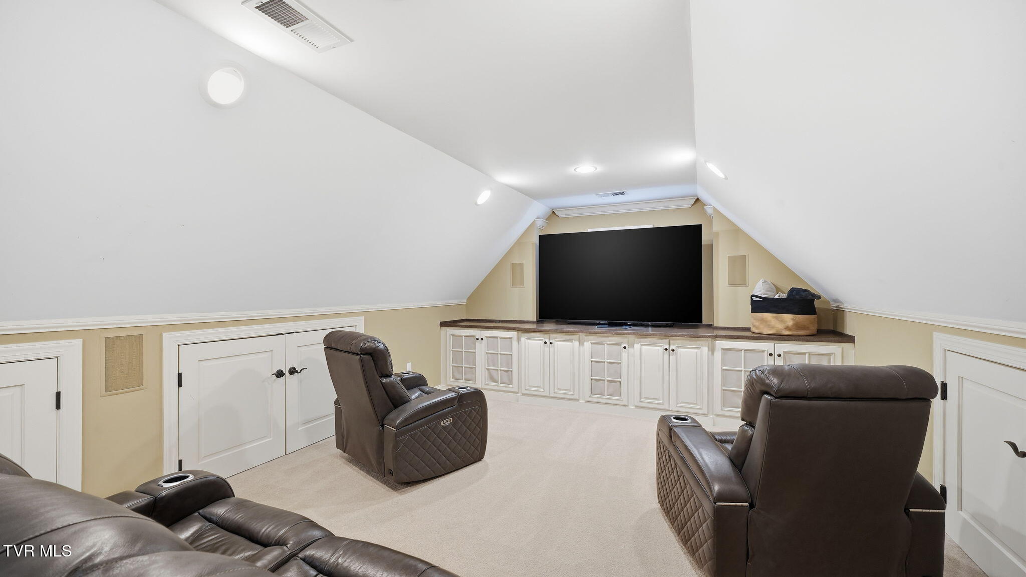 1000 Huntington Court