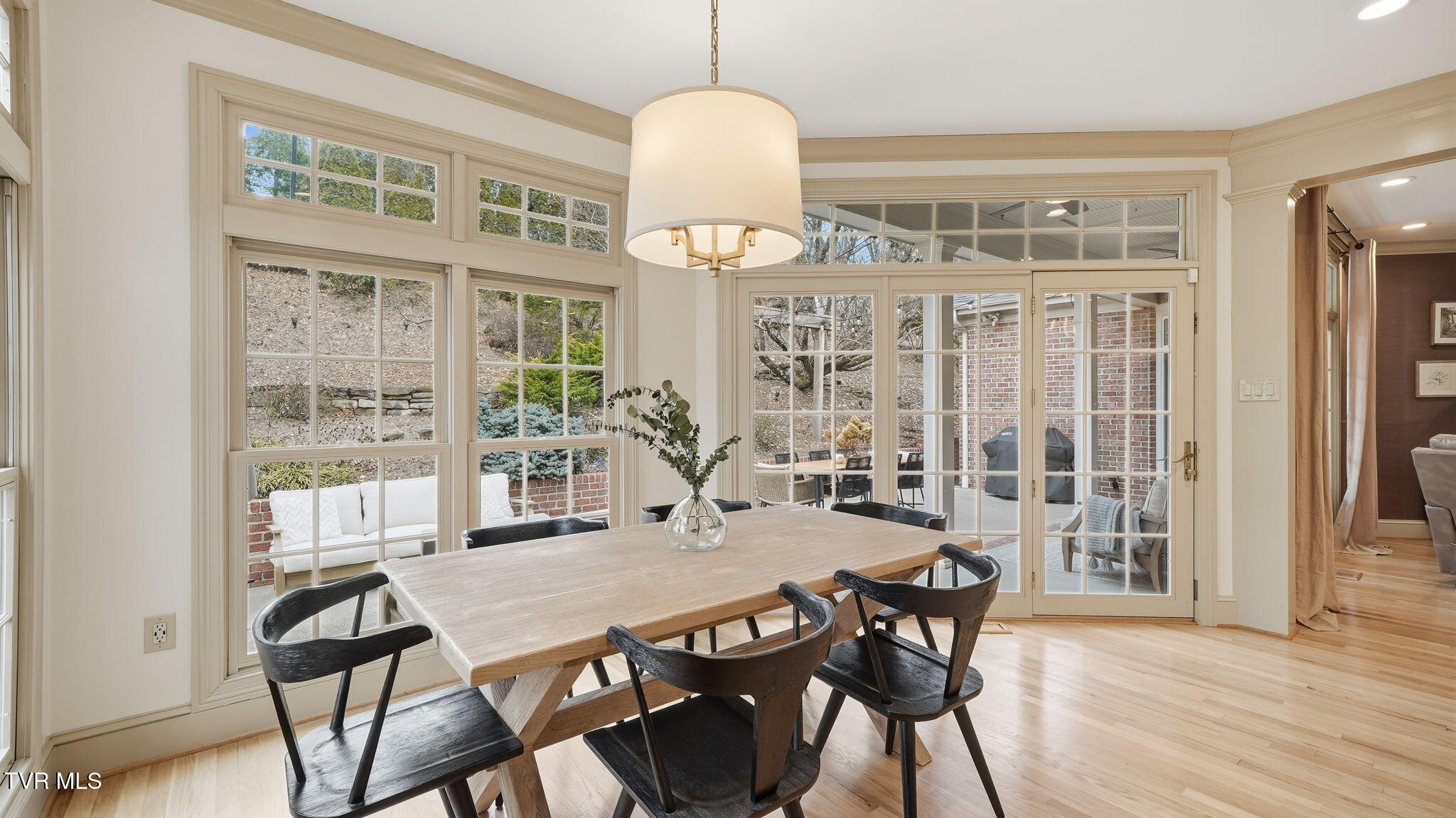 1000 Huntington Court