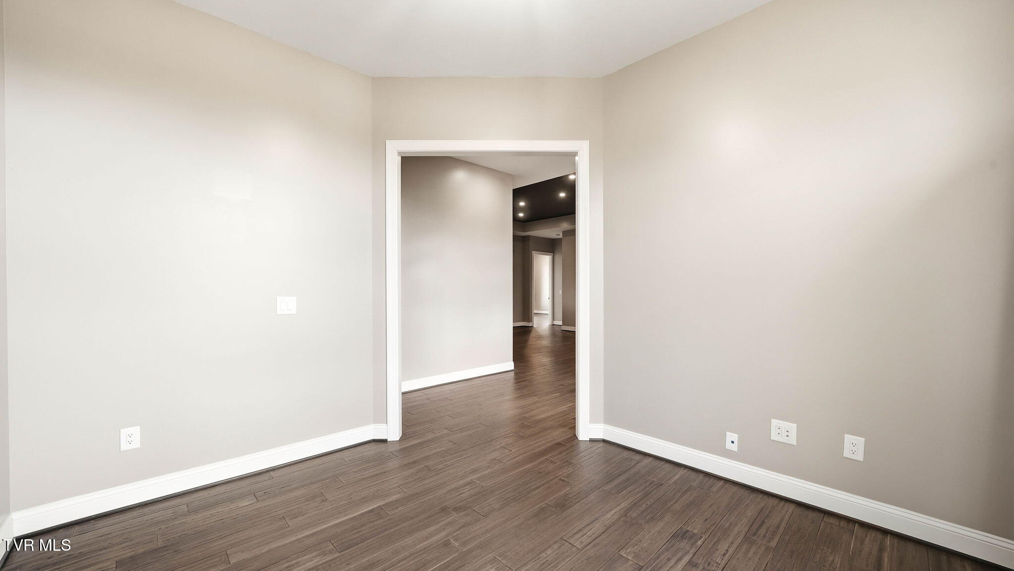 563 Pleasant Valley Road