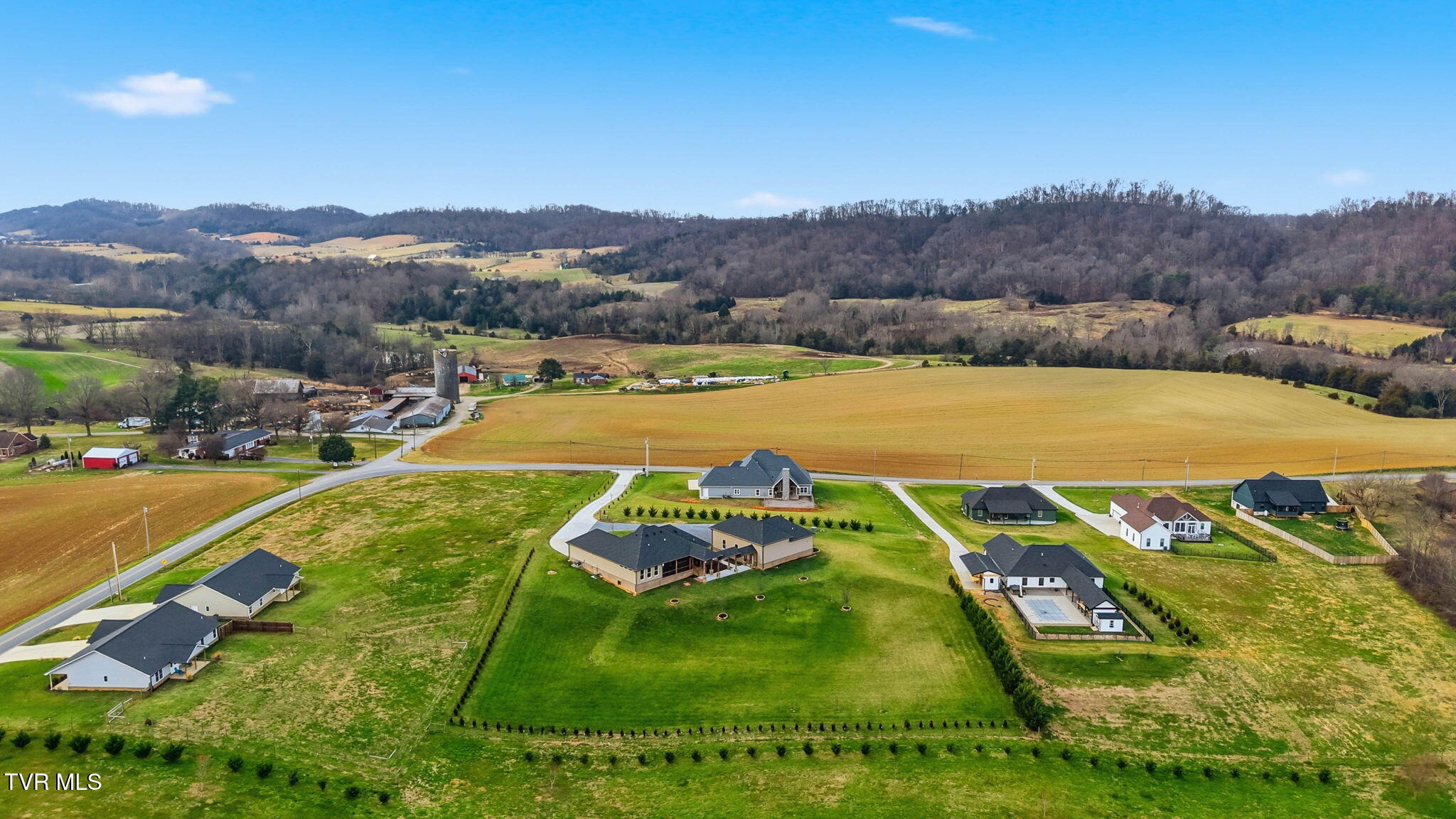 563 Pleasant Valley Road