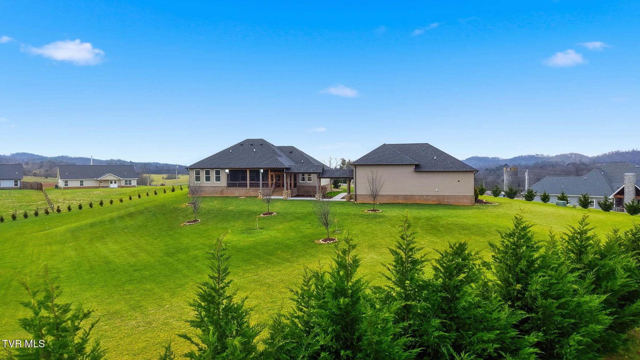 563 Pleasant Valley Road