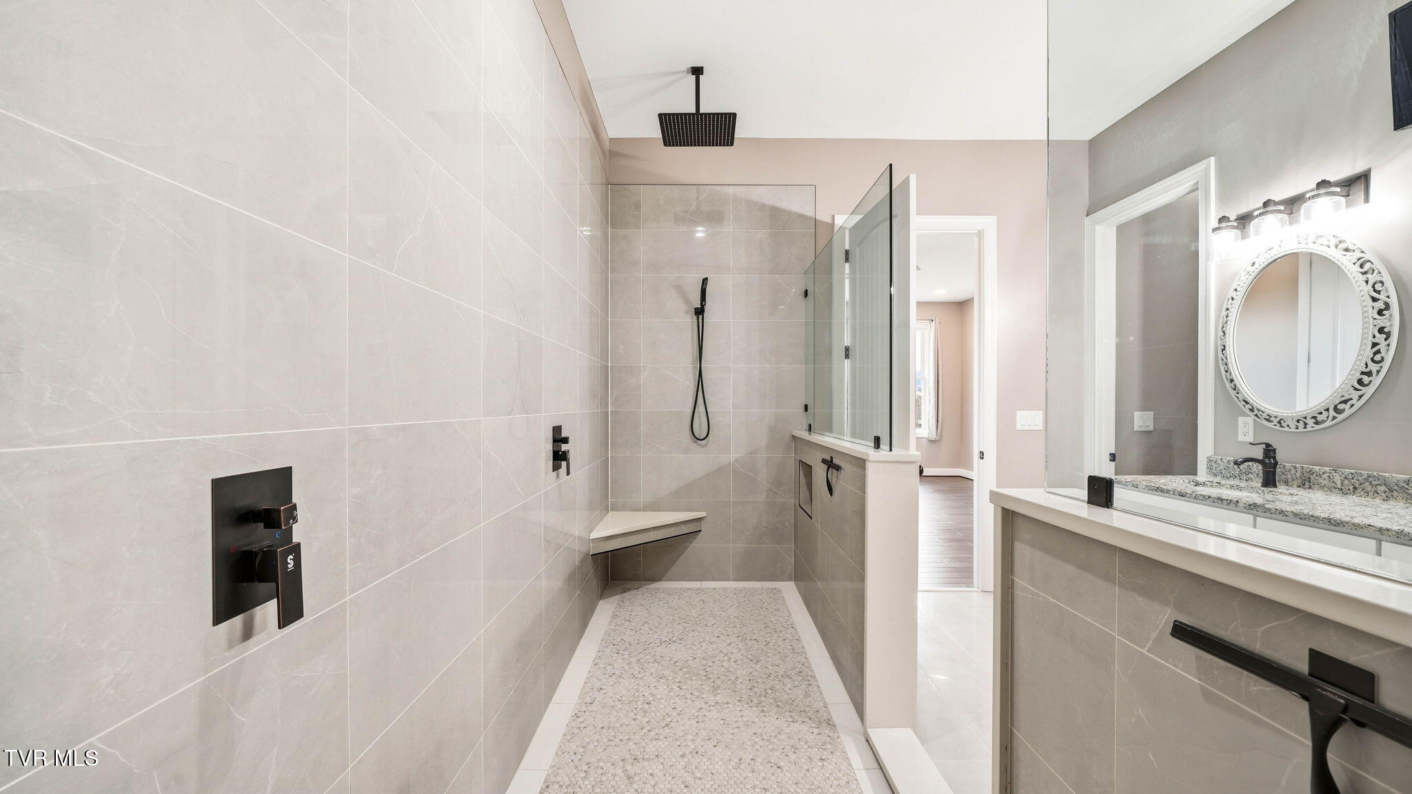 563 Pleasant Valley Road