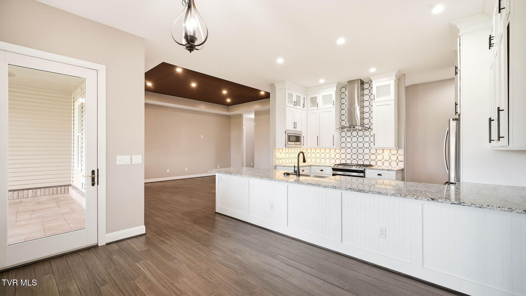 563 Pleasant Valley Road