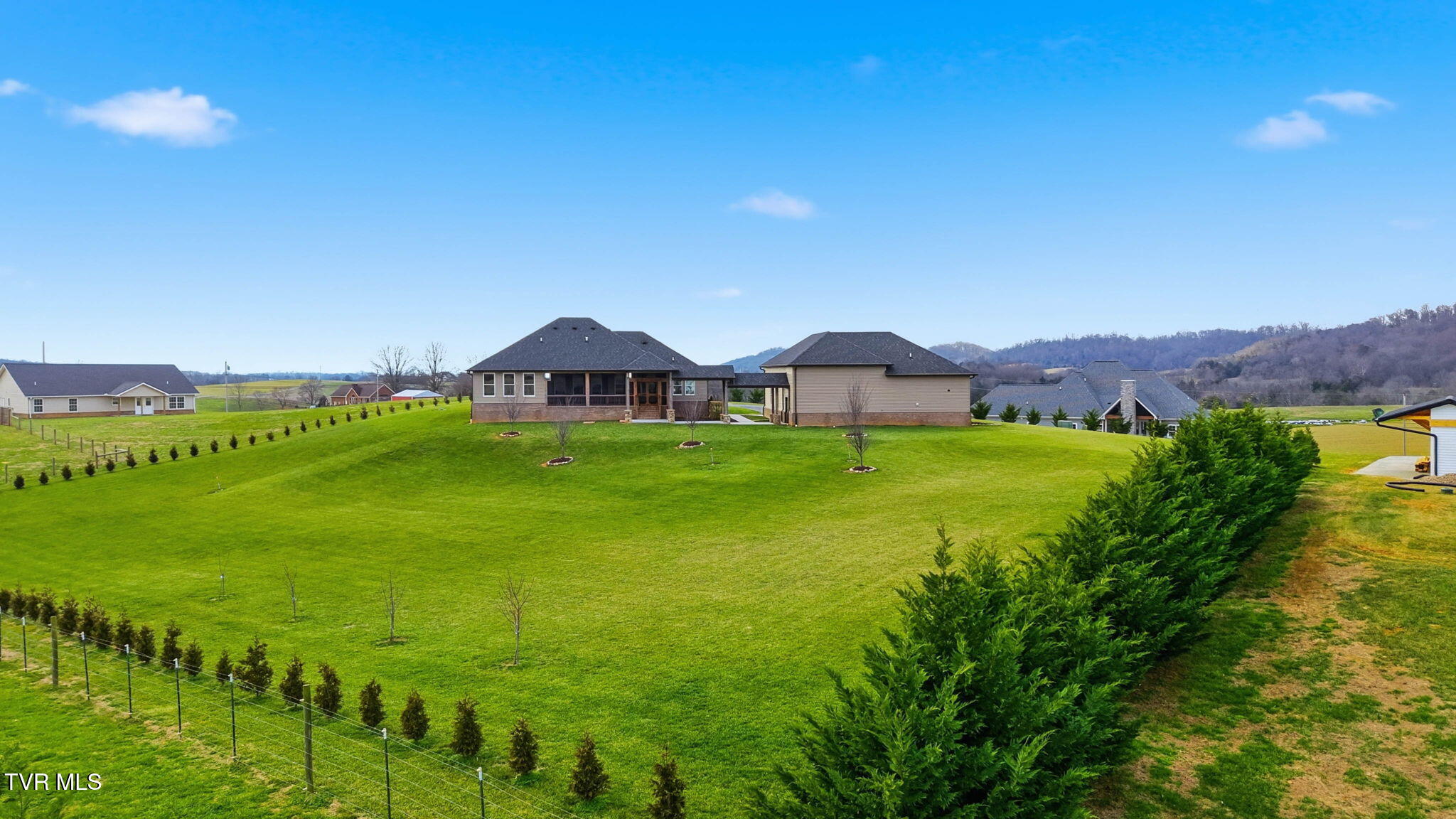 563 Pleasant Valley Road