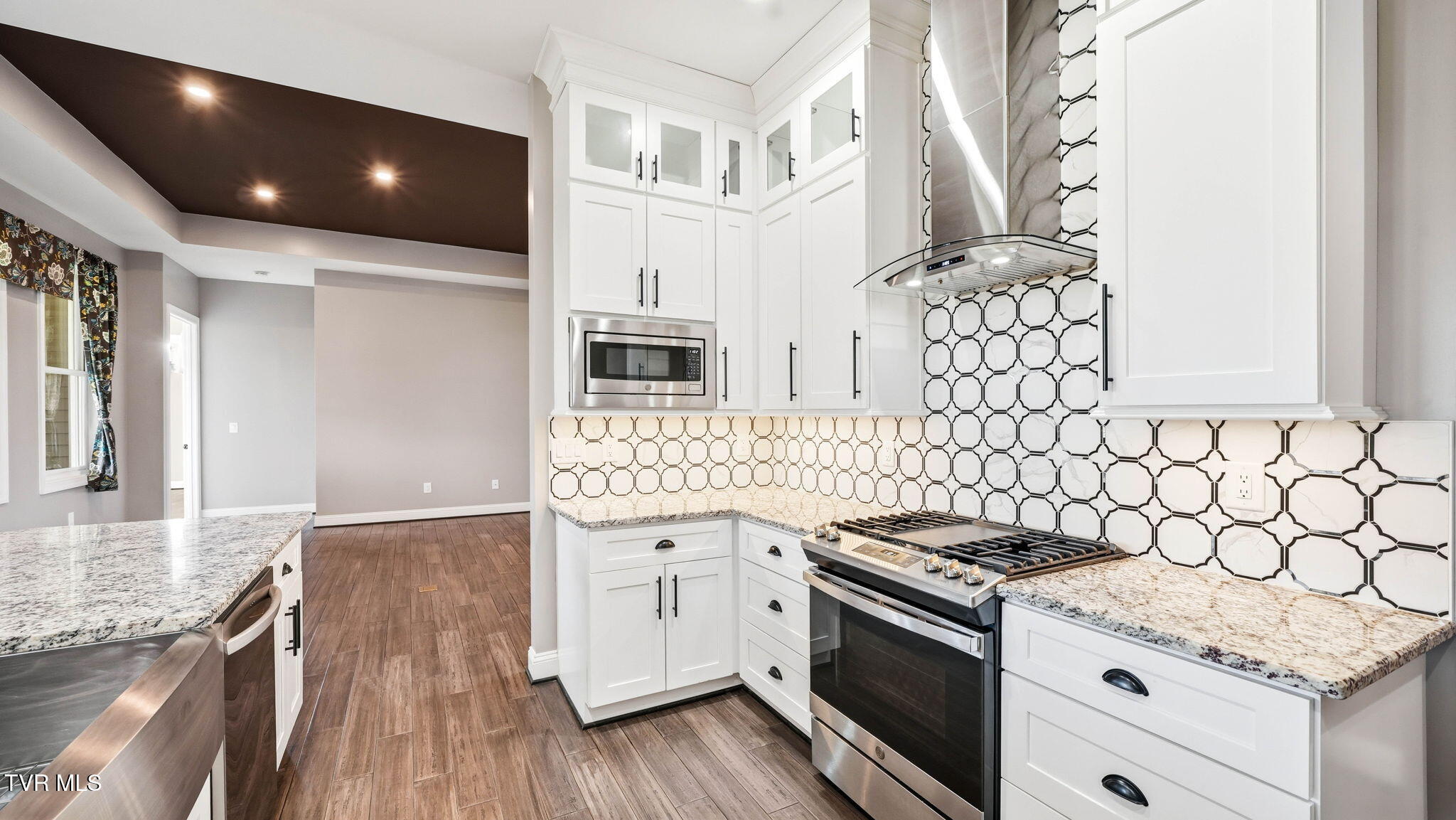 563 Pleasant Valley Road