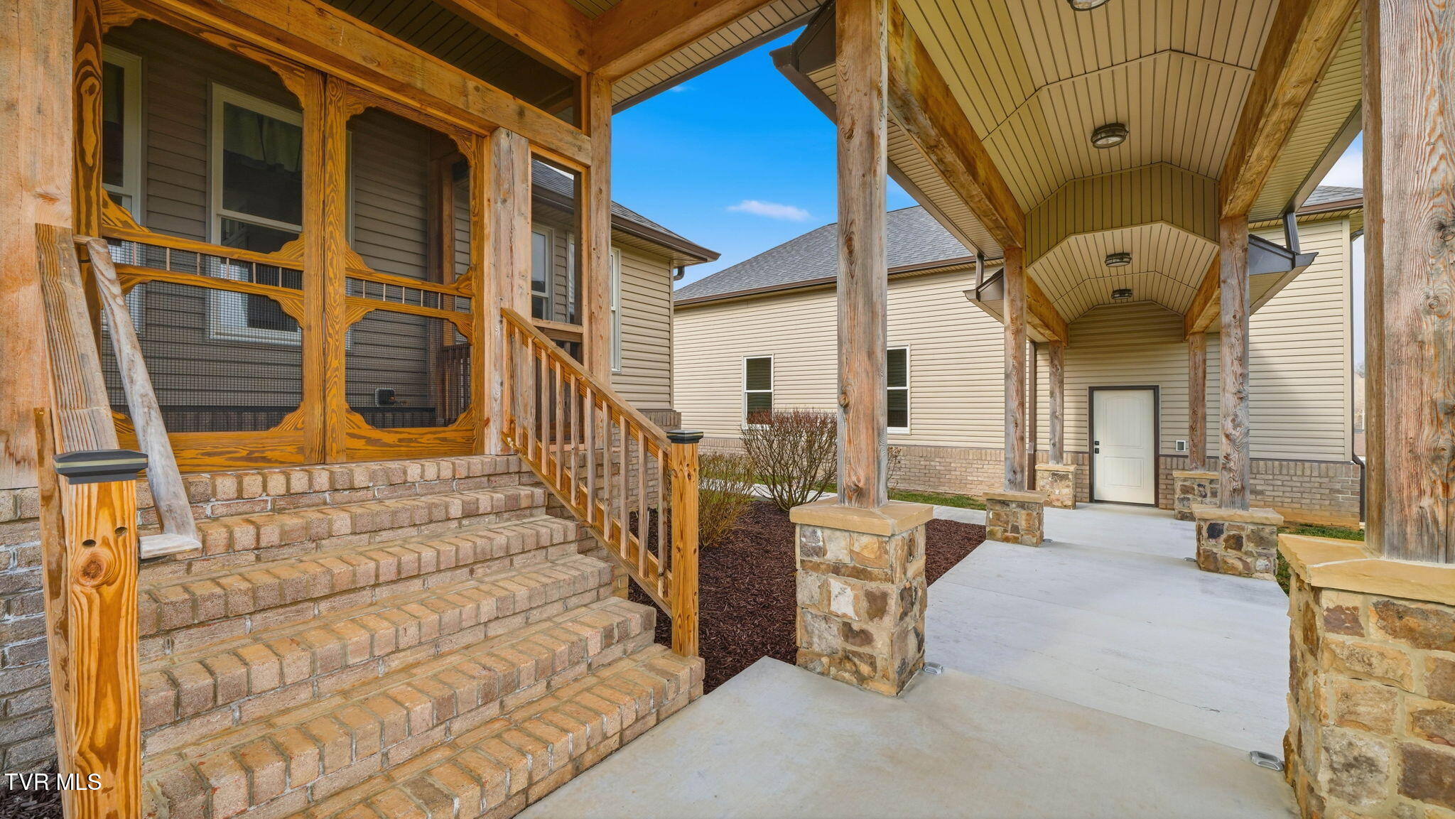 563 Pleasant Valley Road