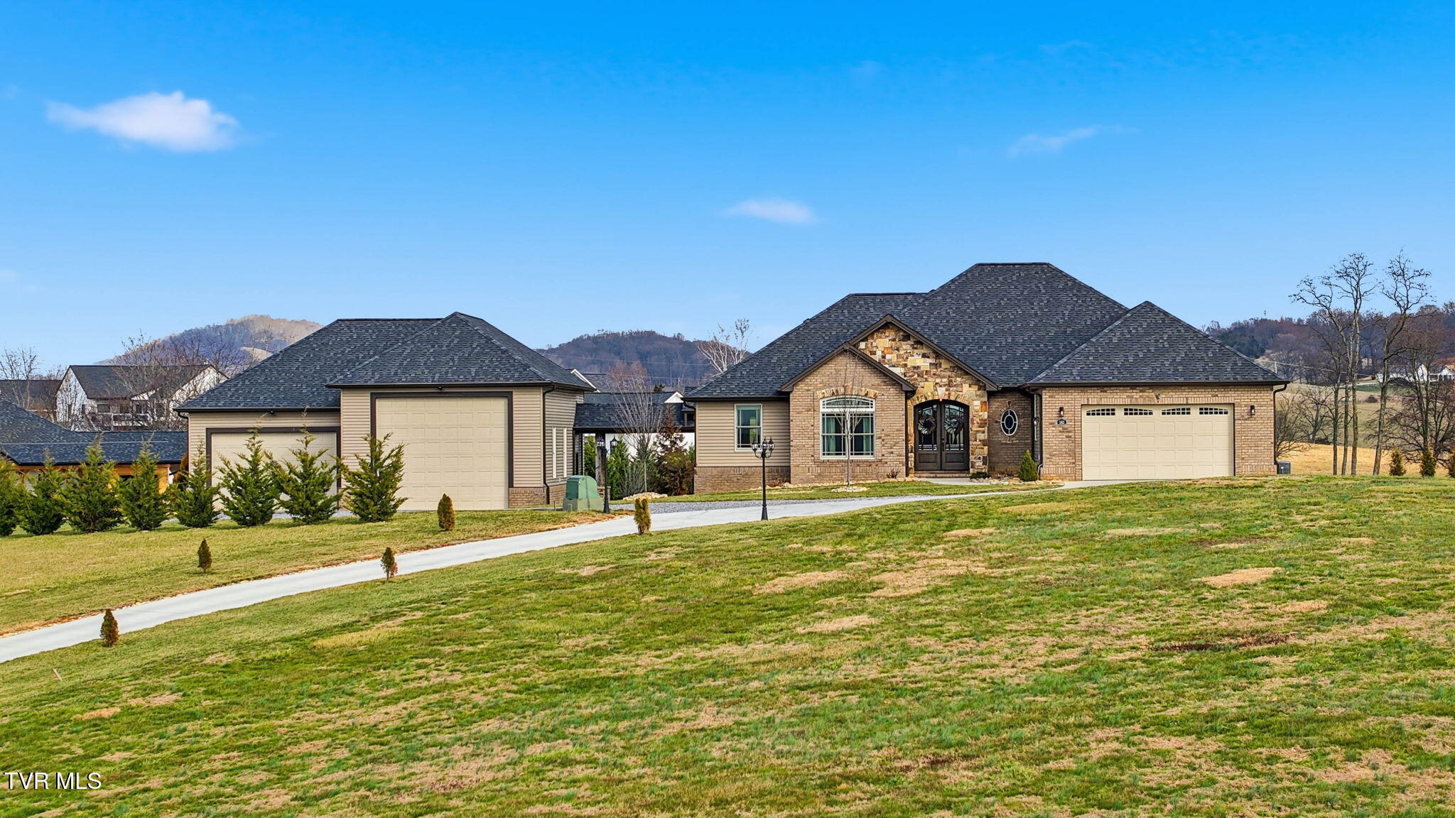 563 Pleasant Valley Road