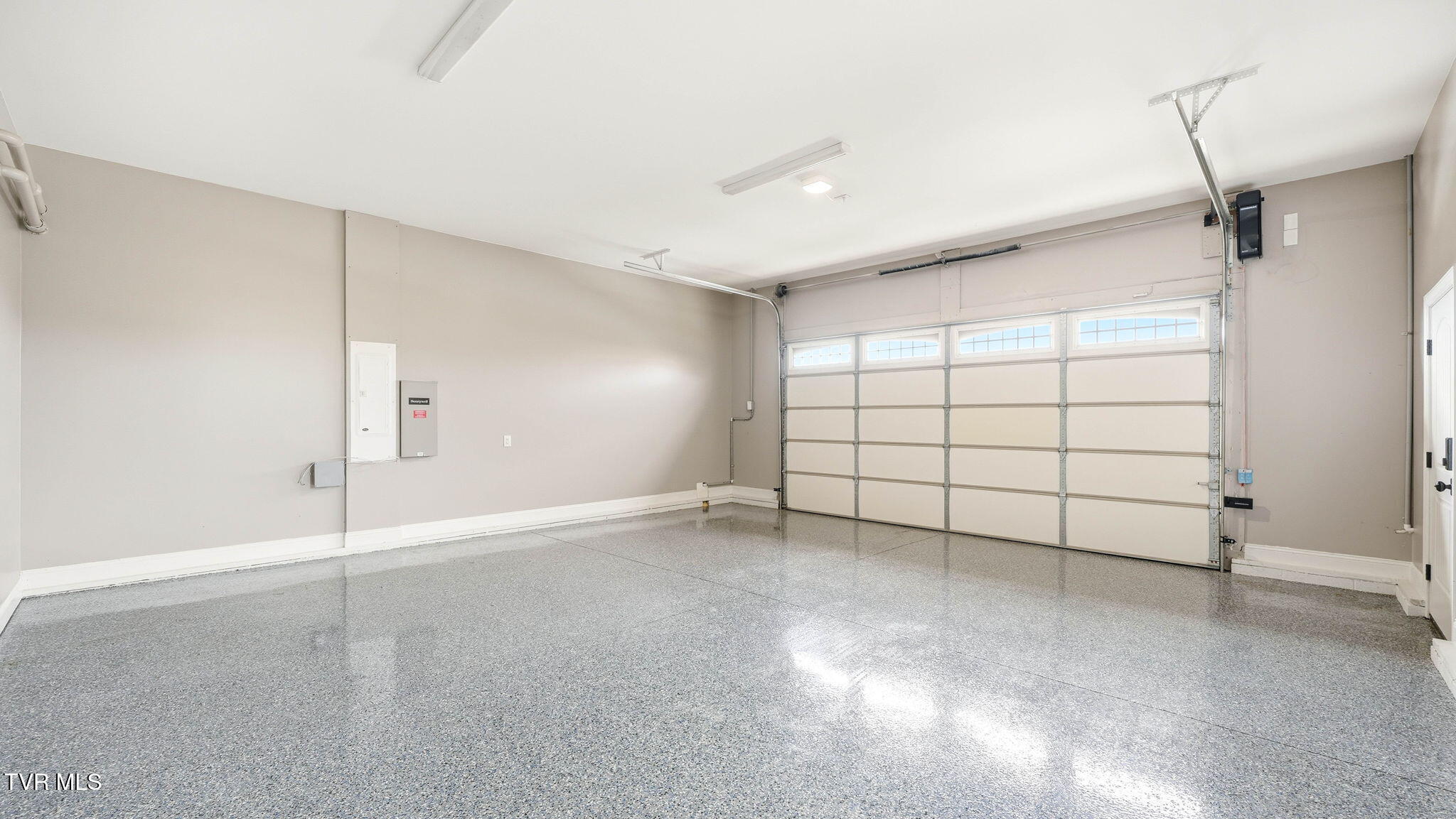 563 Pleasant Valley Road