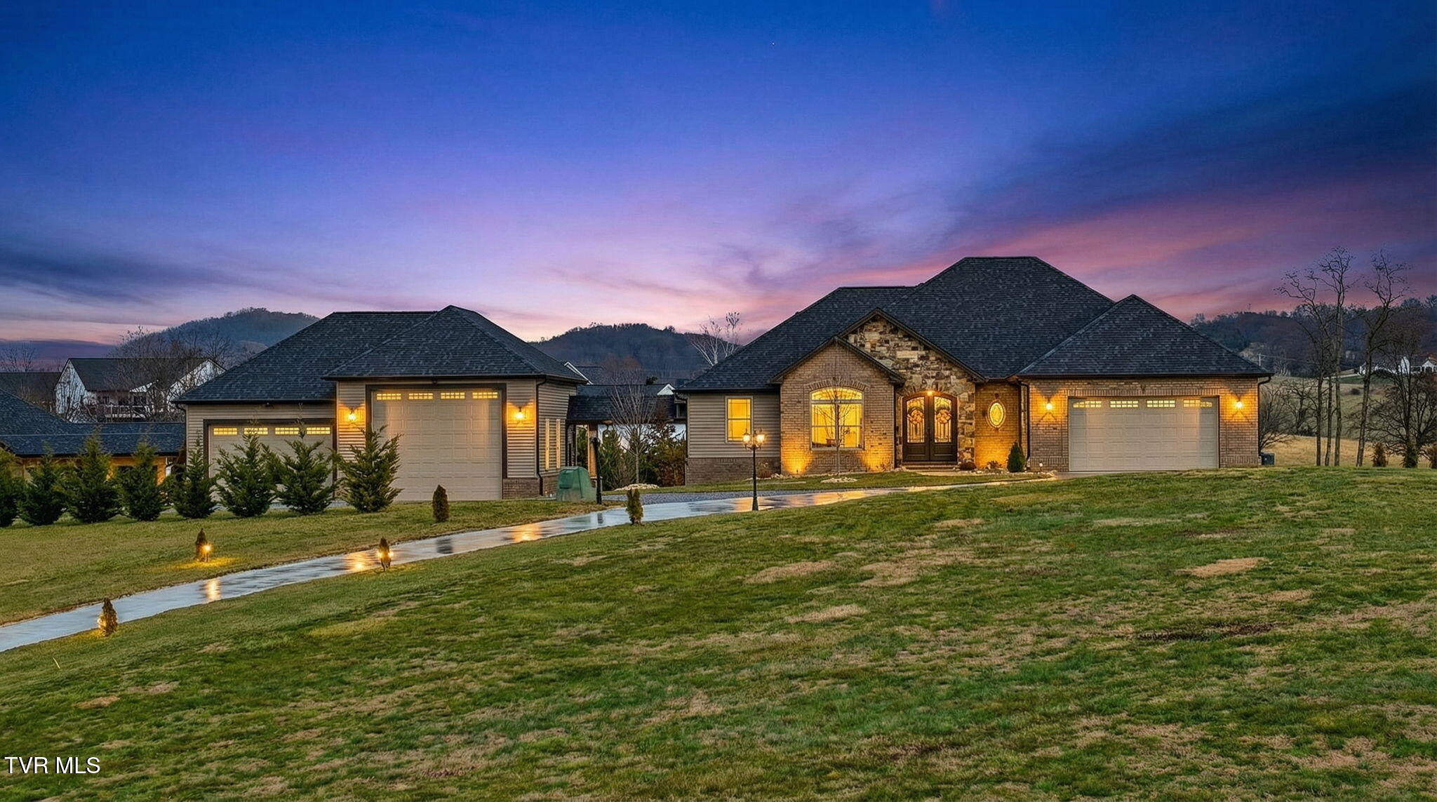 563 Pleasant Valley Road