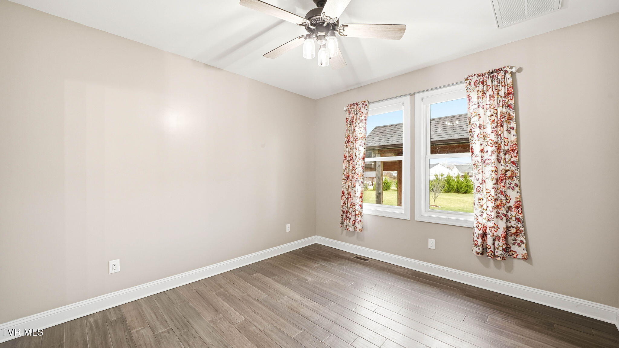 563 Pleasant Valley Road