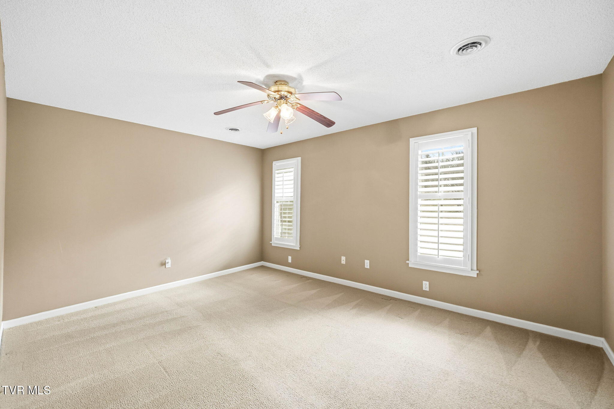 2070 King College Road