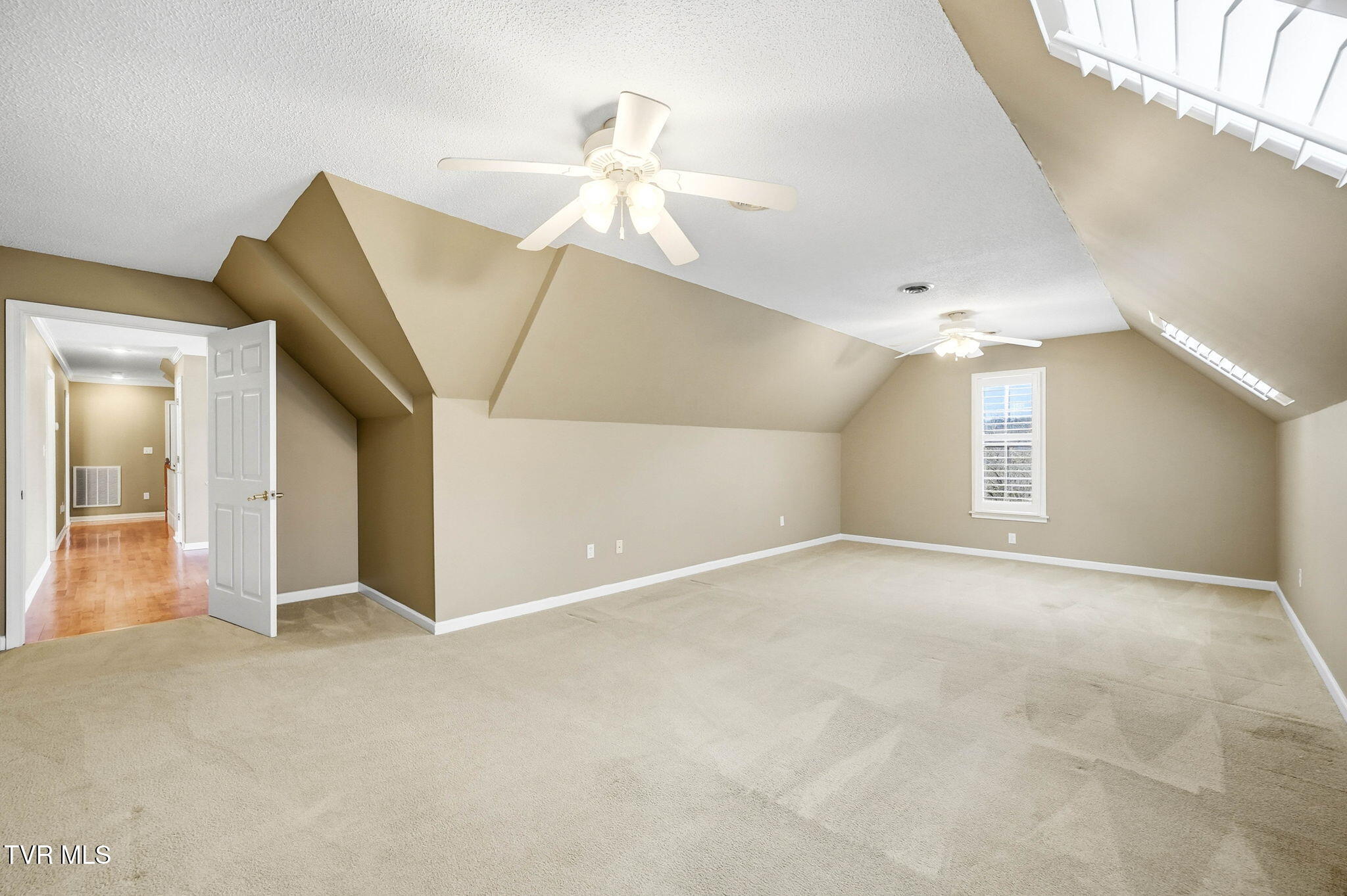 2070 King College Road