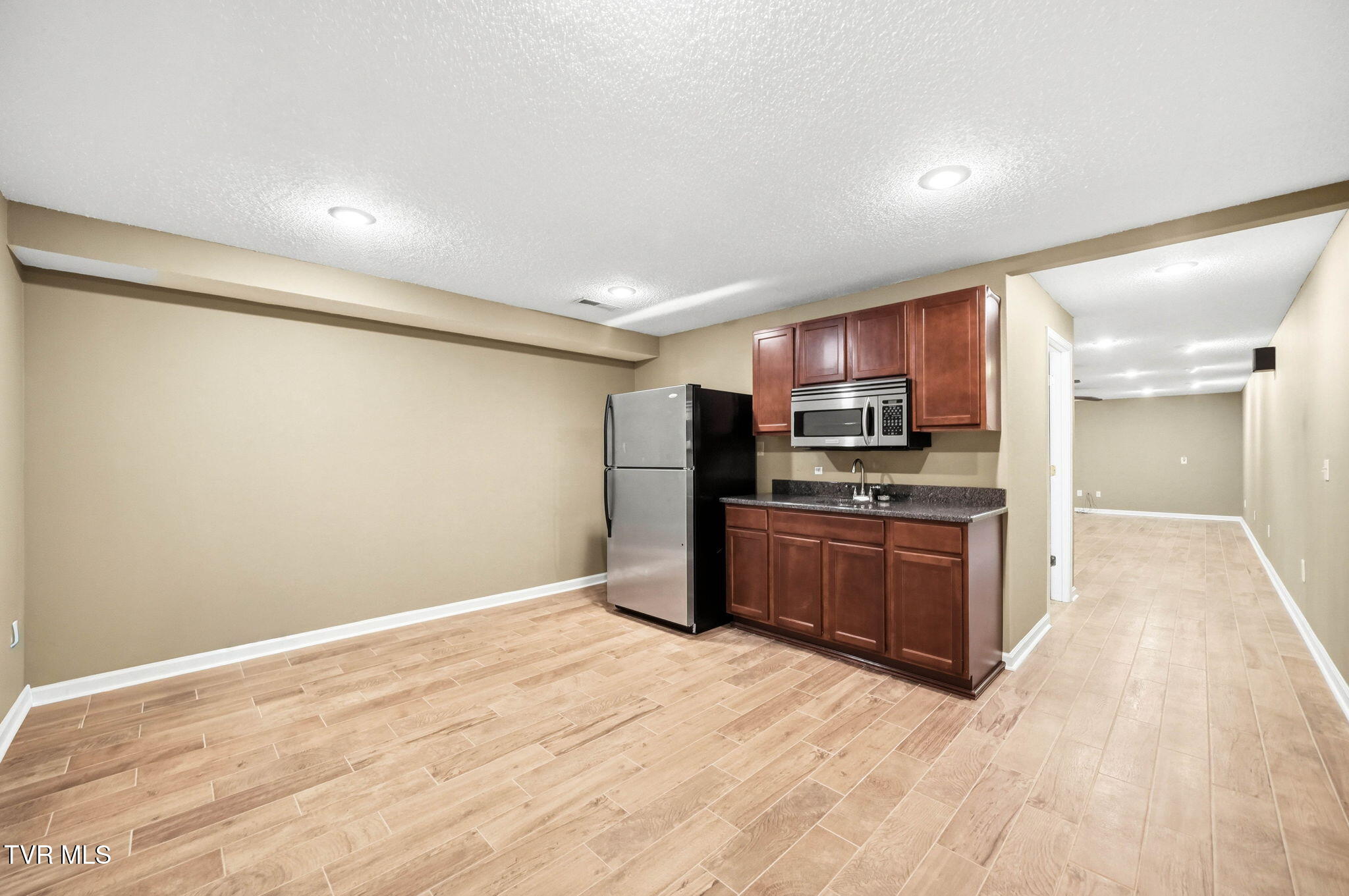 2070 King College Road