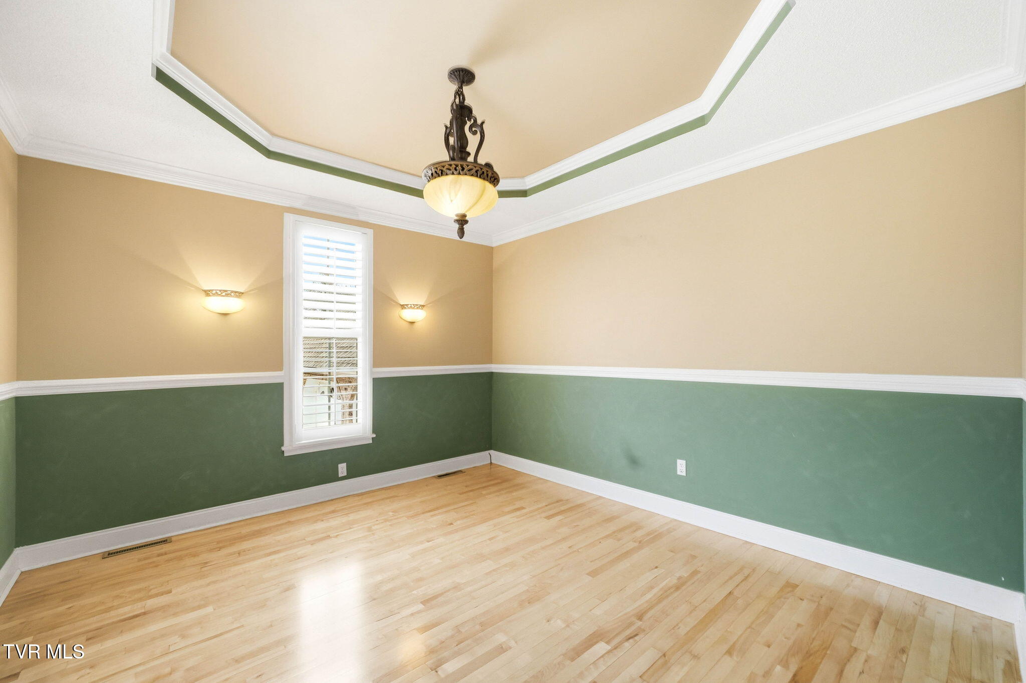 2070 King College Road