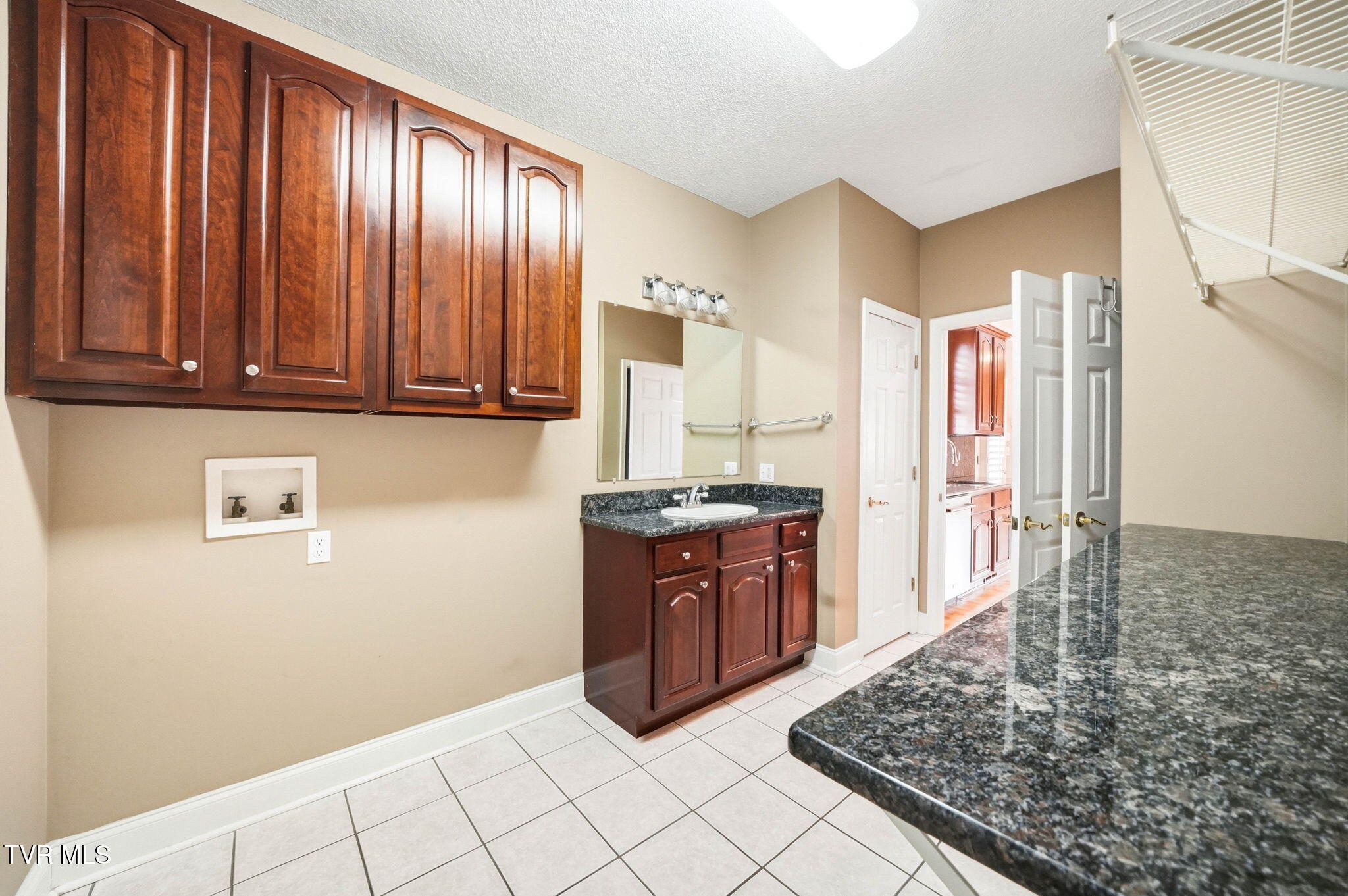 2070 King College Road