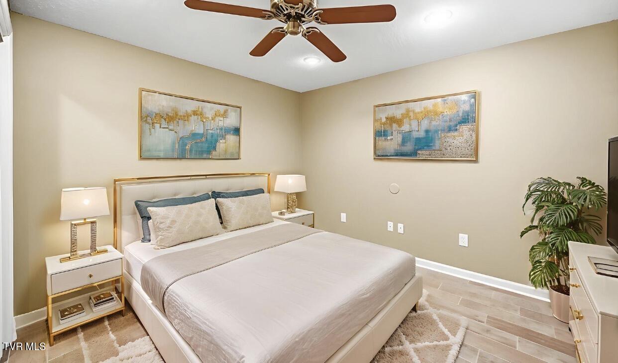 2070 King College Road