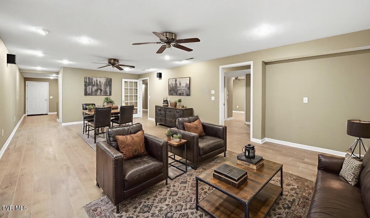 2070 King College Road