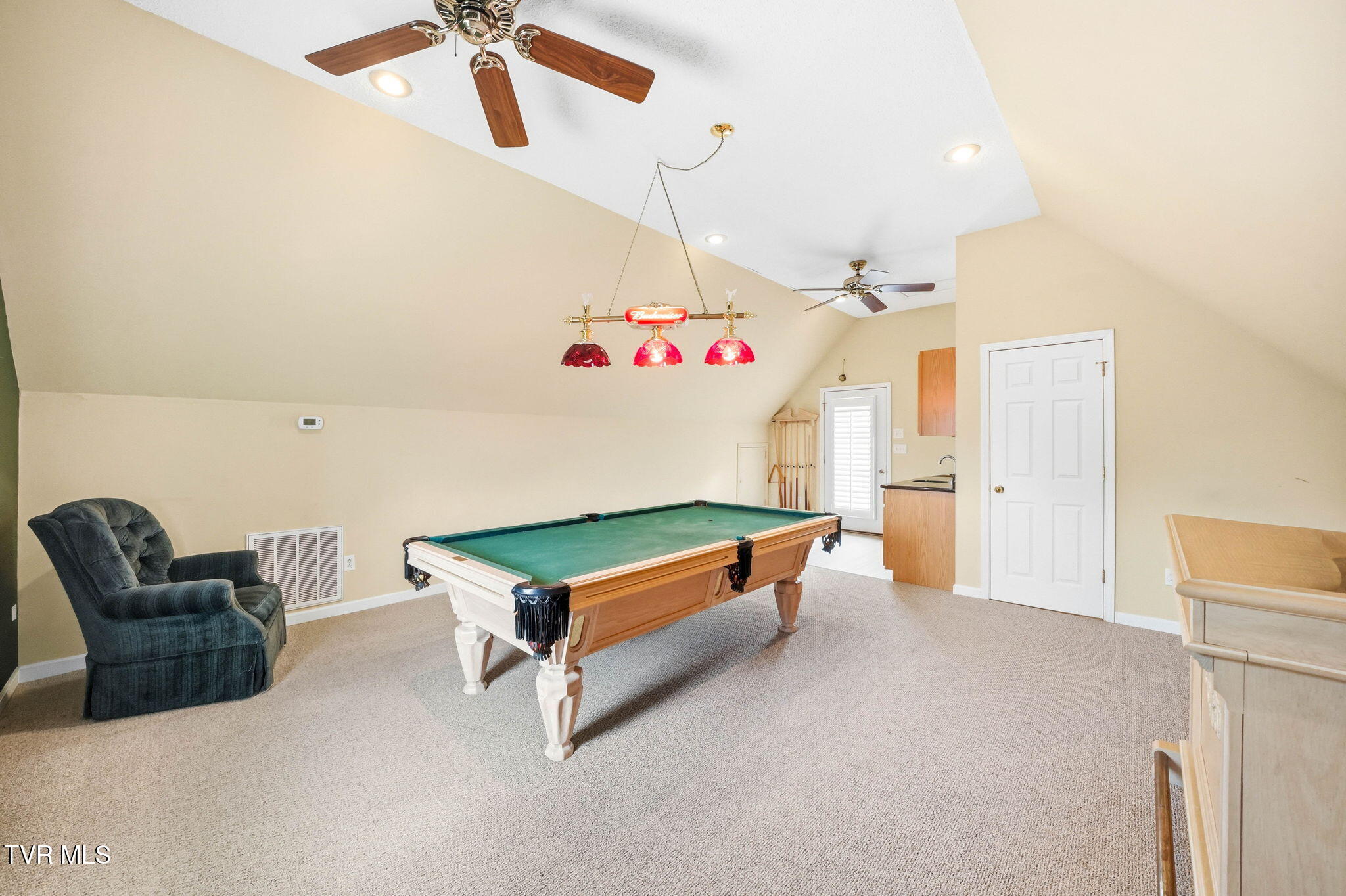 2070 King College Road