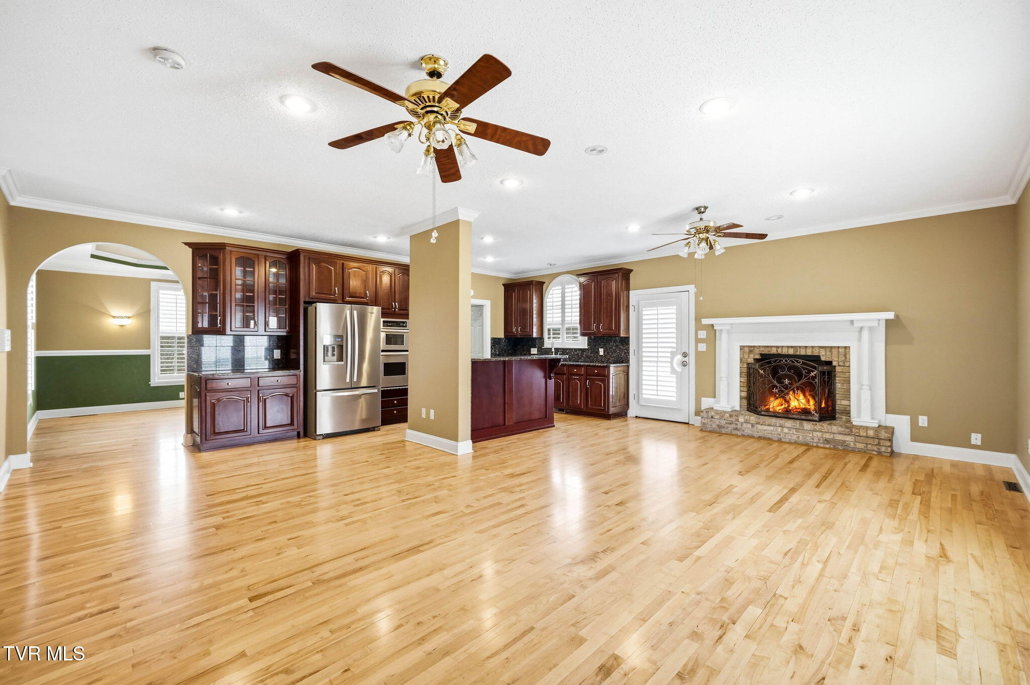 2070 King College Road