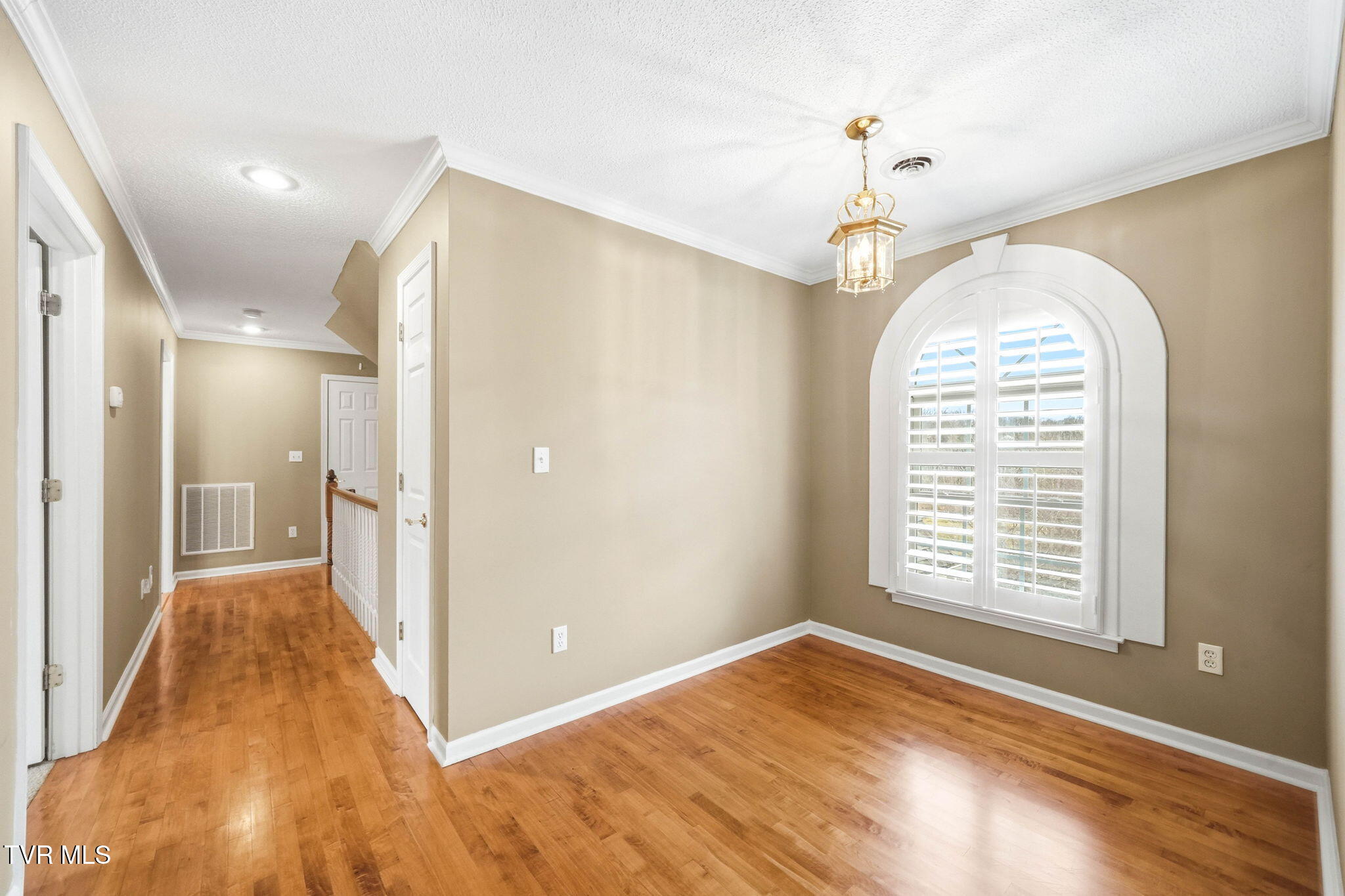 2070 King College Road