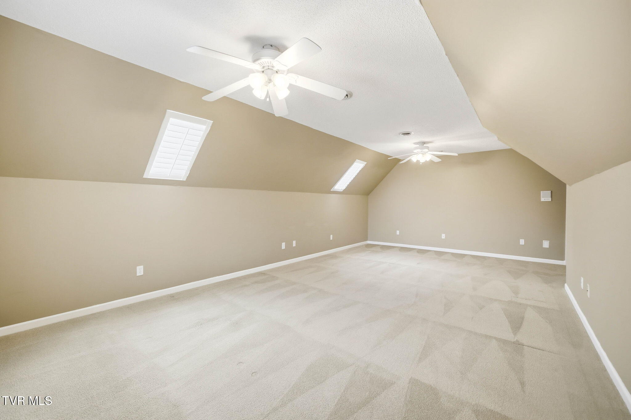 2070 King College Road