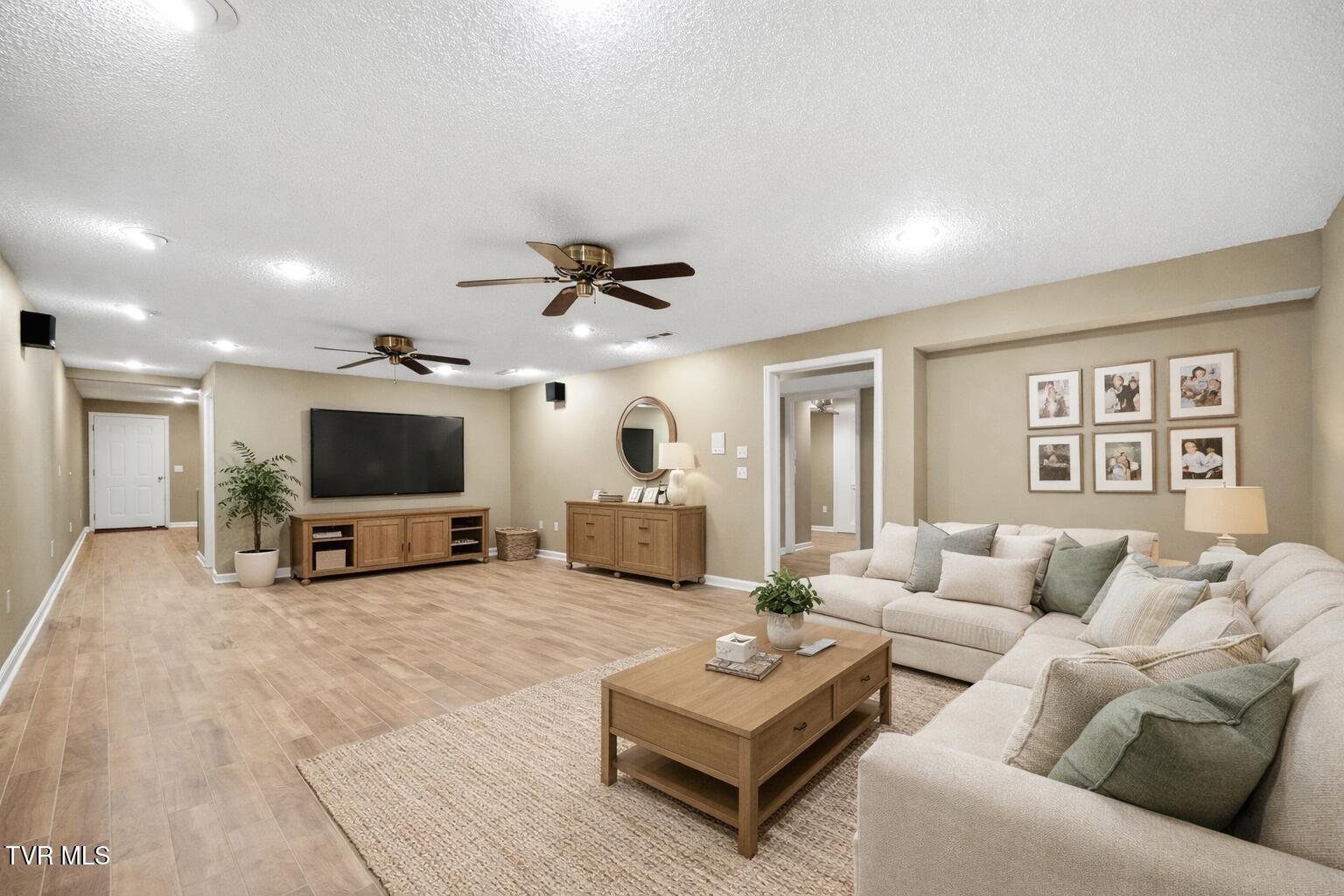 2070 King College Road