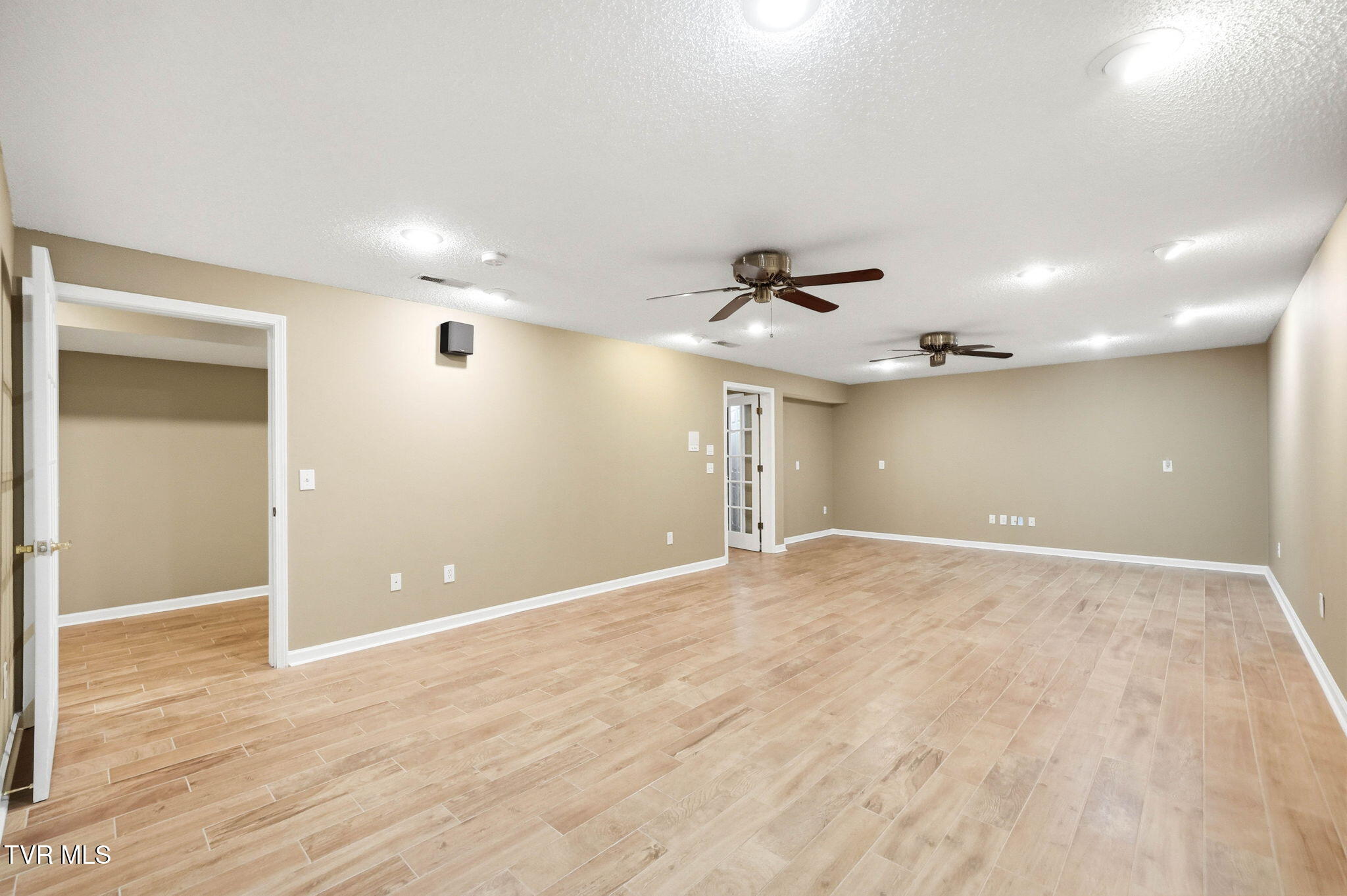 2070 King College Road