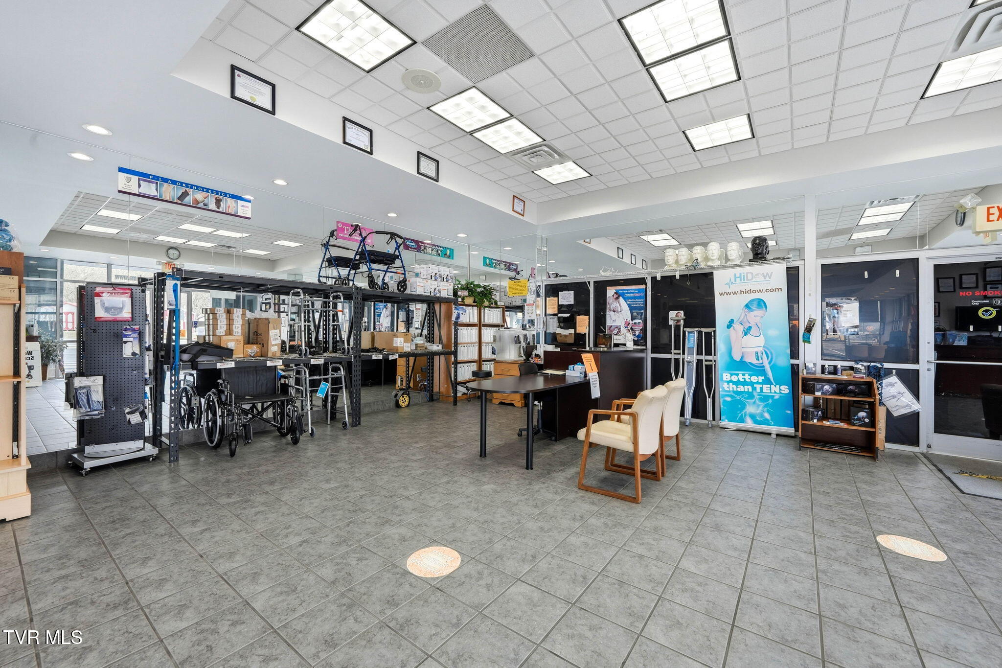 2214 West Elk Avenue