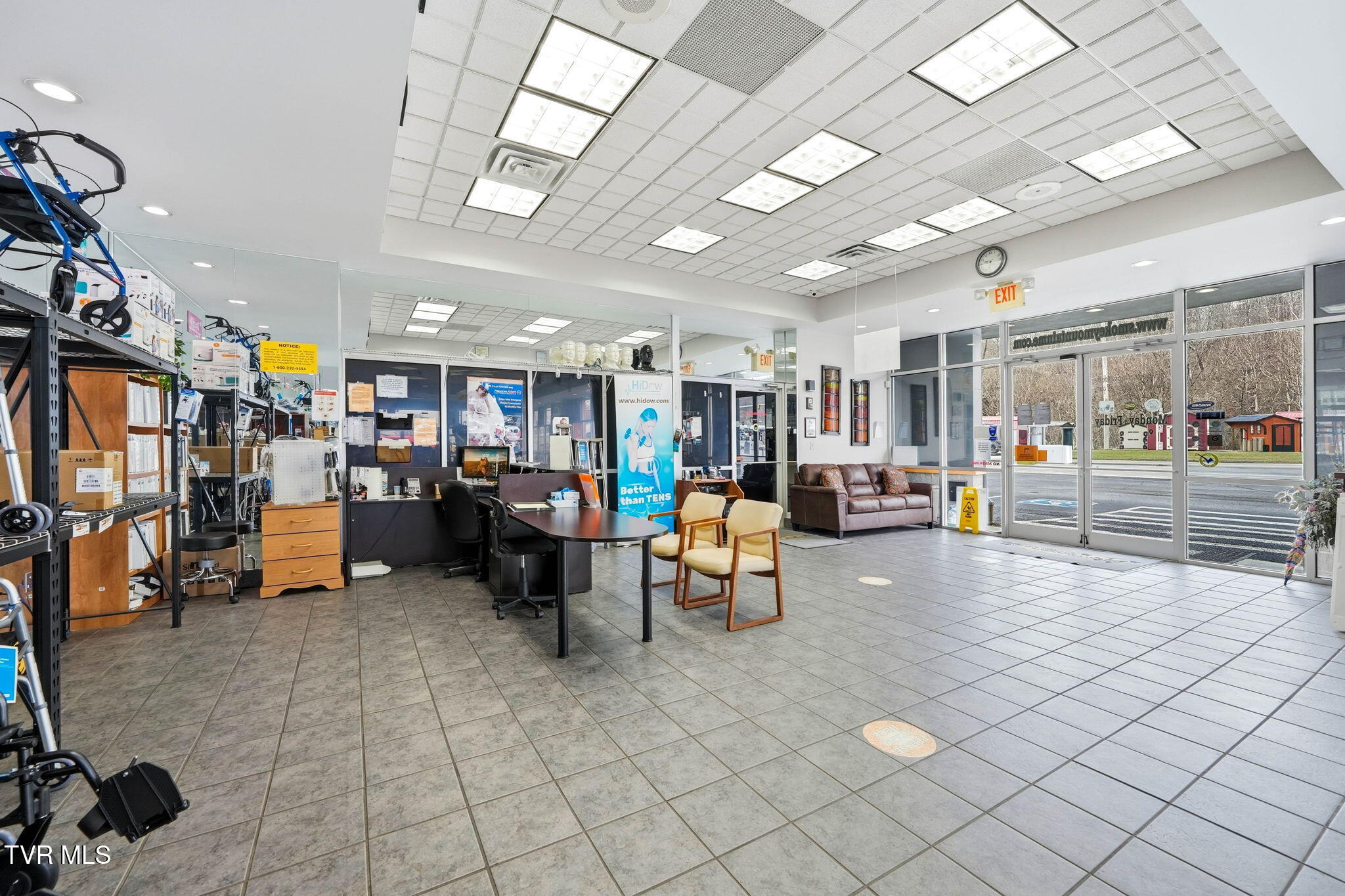 2214 West Elk Avenue