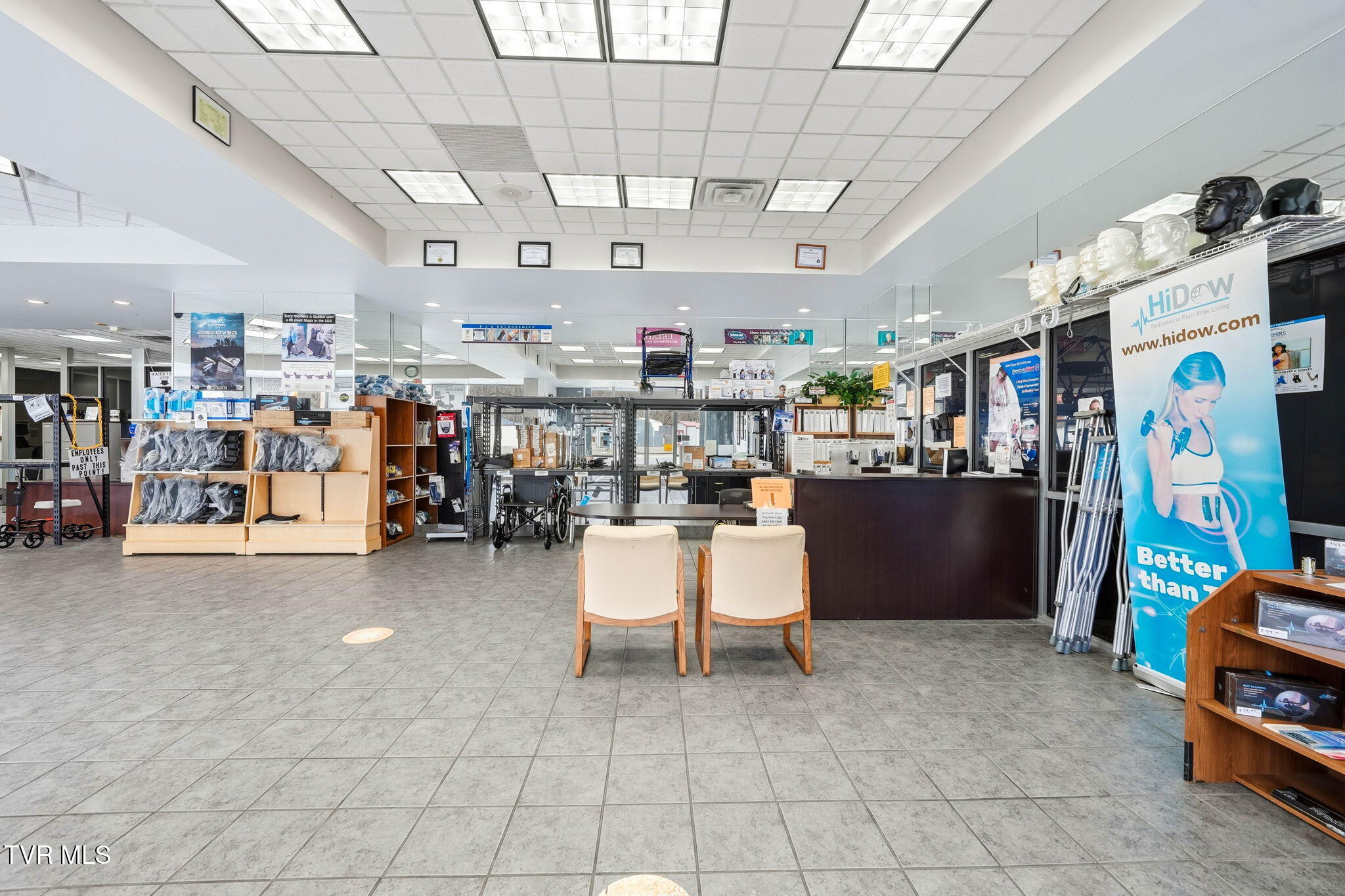 2214 West Elk Avenue