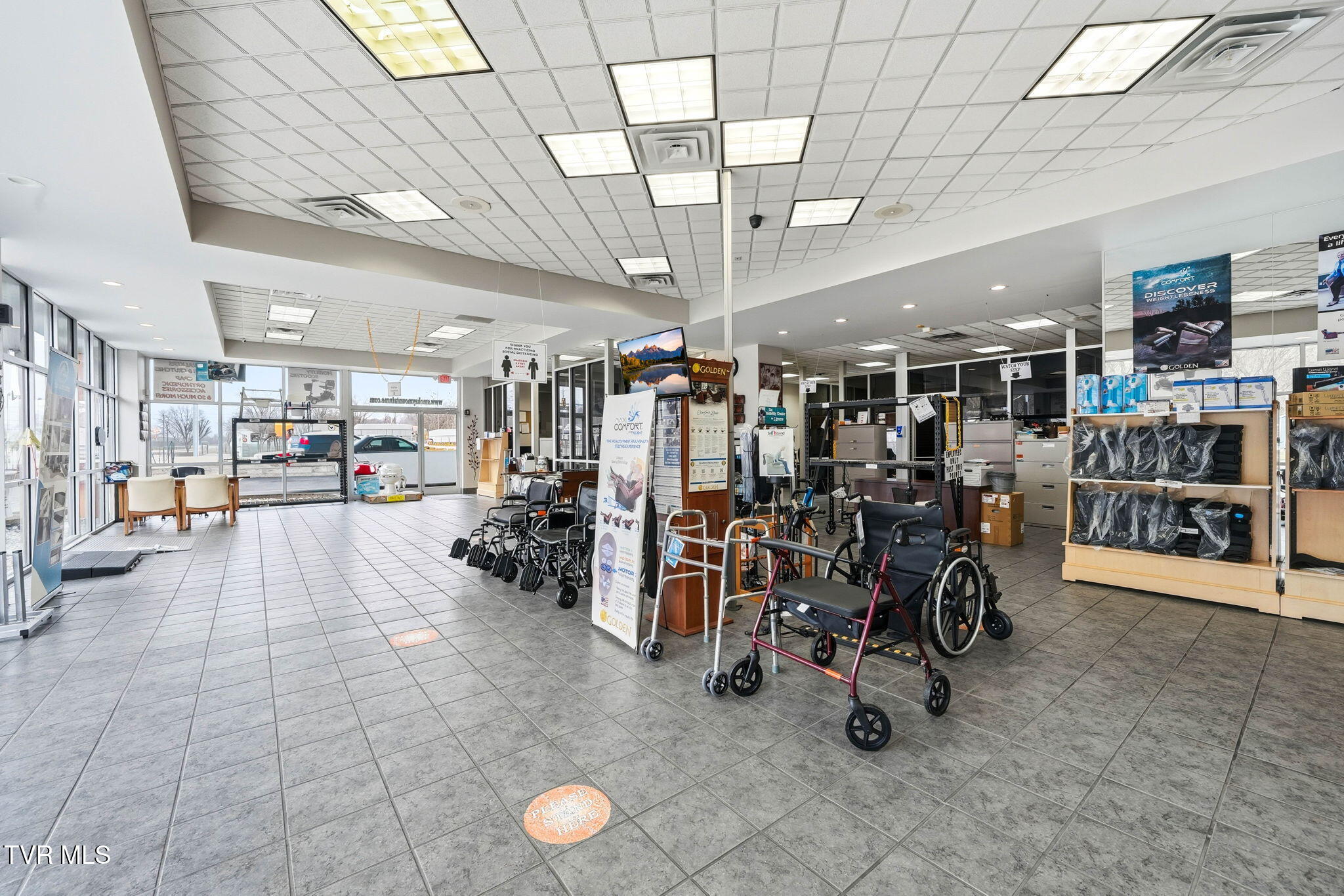 2214 West Elk Avenue